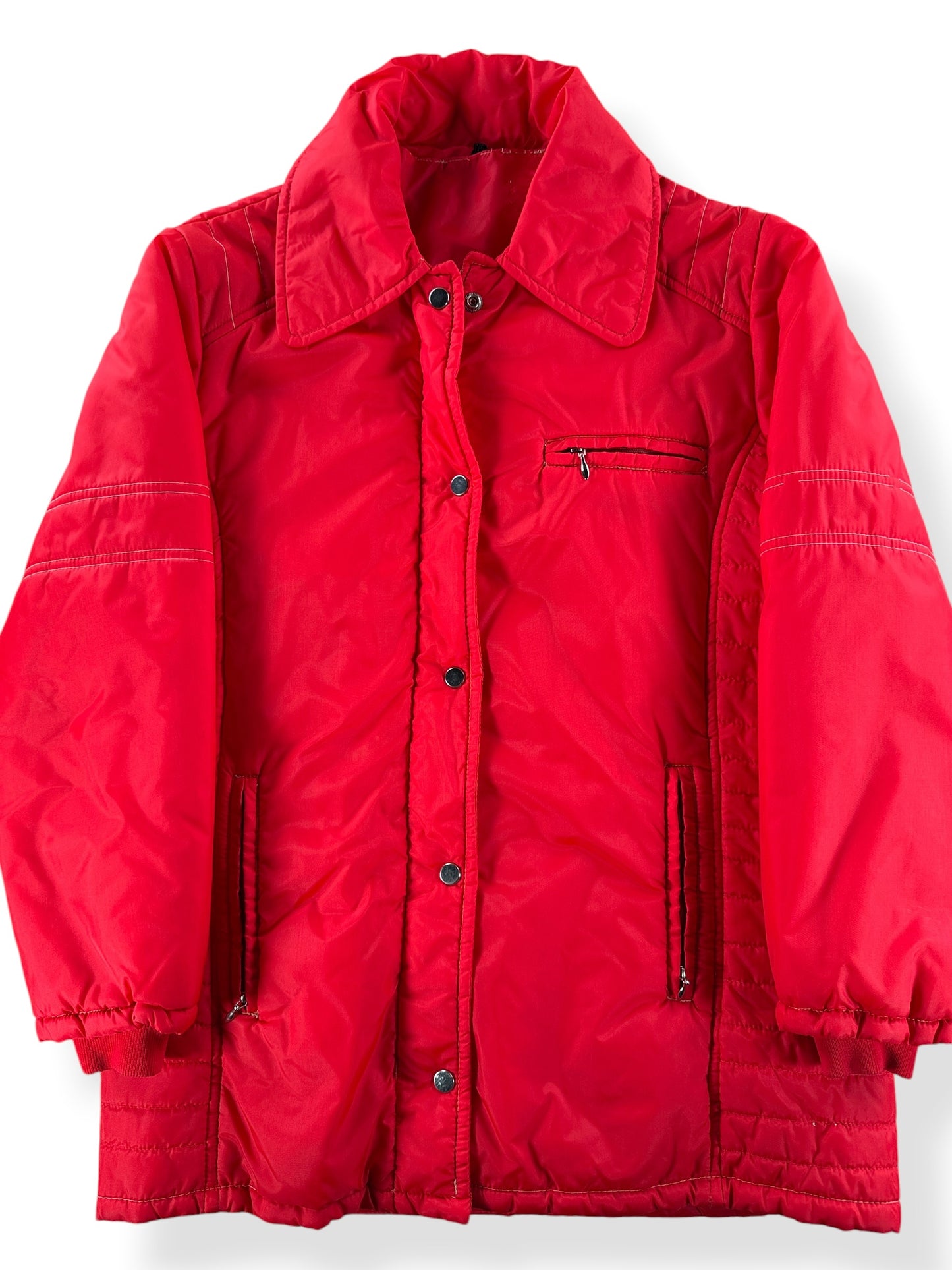 Front Close Up of Vintage 70s Red Puffy Coat SZ M