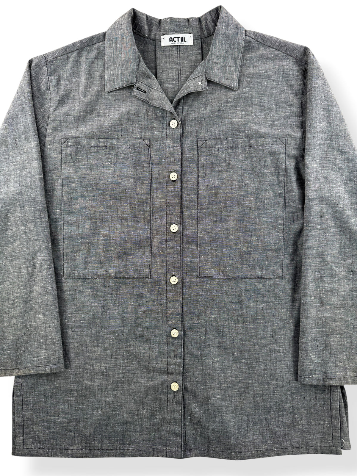 Front Close Up of Vintage Act III Deep Pocket Shirt SZ M