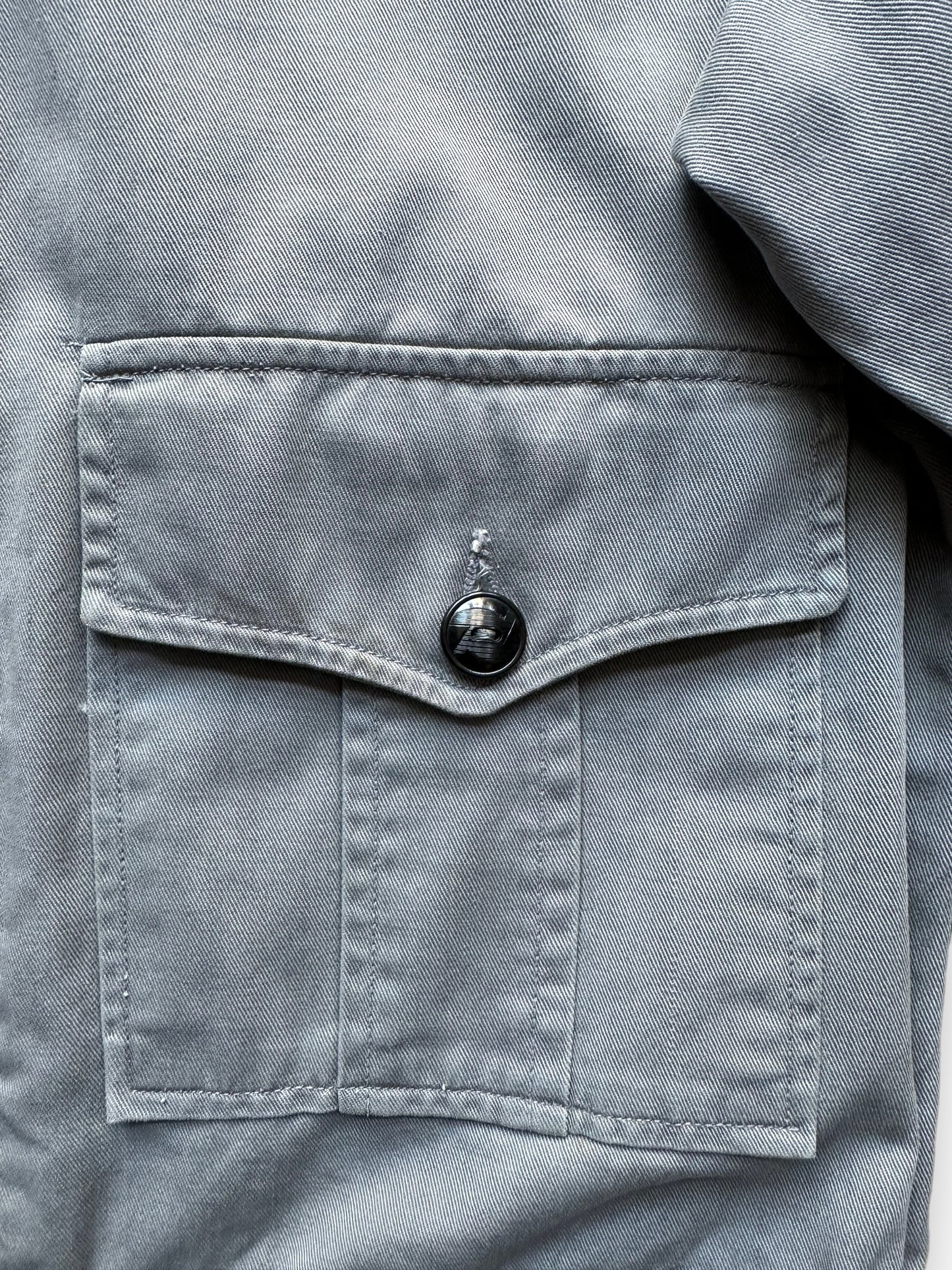 Front Left Pocket on Vintage Grey Chainstitched Siegels Uniform Workwear Jacket SZ M | Vintage Workwear Seattle | Barn Owl Vintage Goods