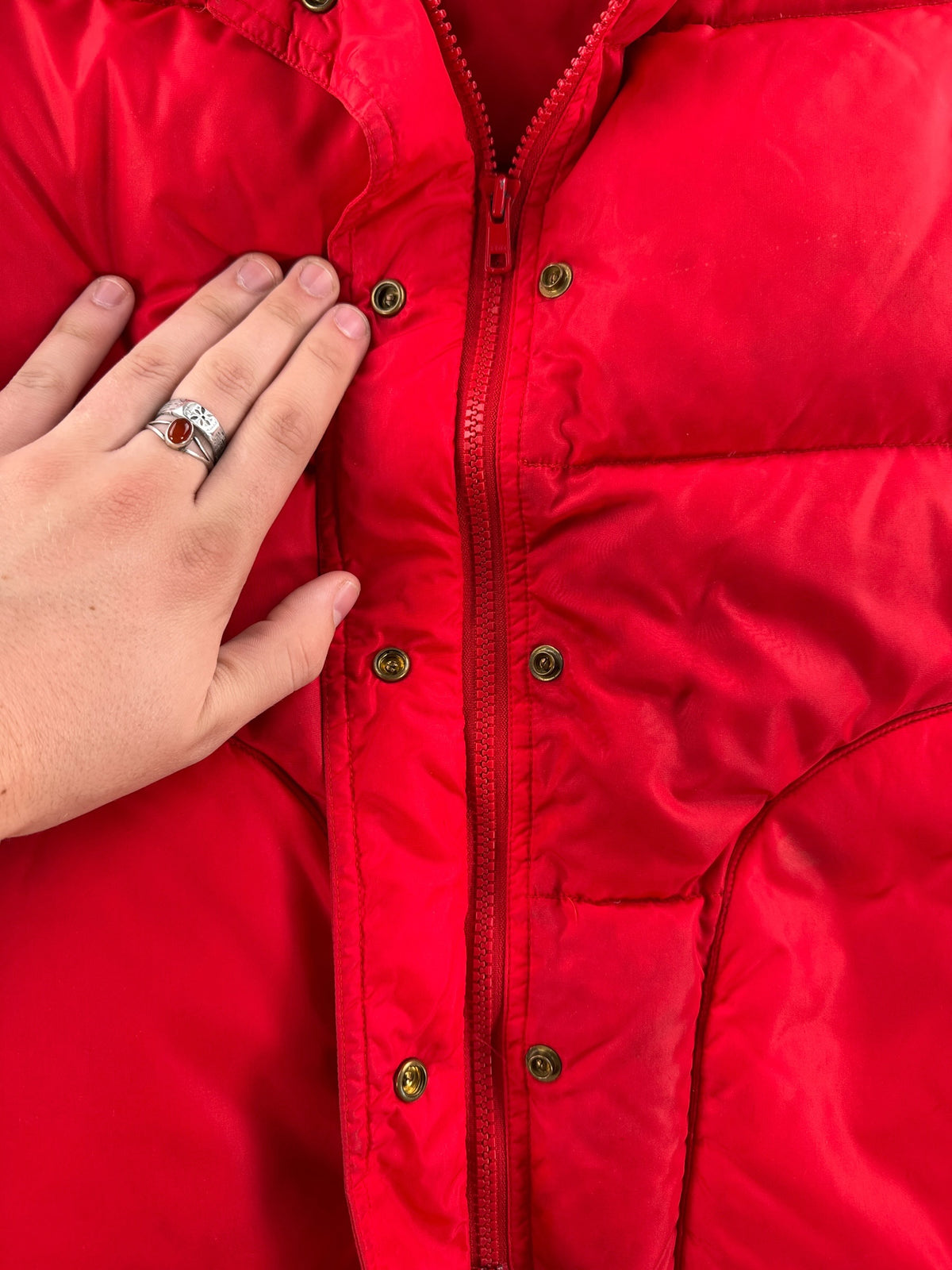 Buttons and zipper on Vintage 80s REI Puffer Jacket SZ M