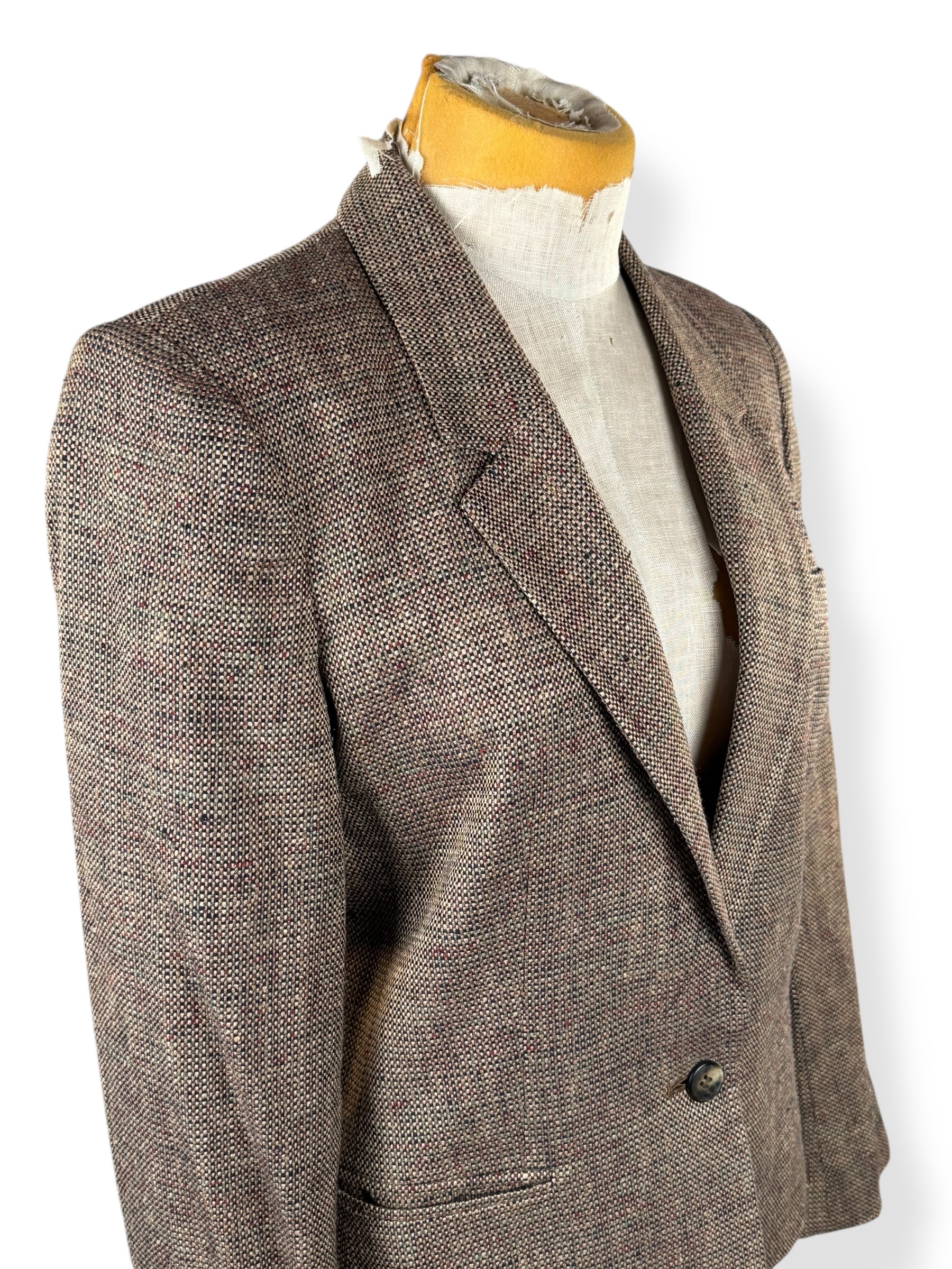 Side view of 1970s I. Magnin Silk Blazer M