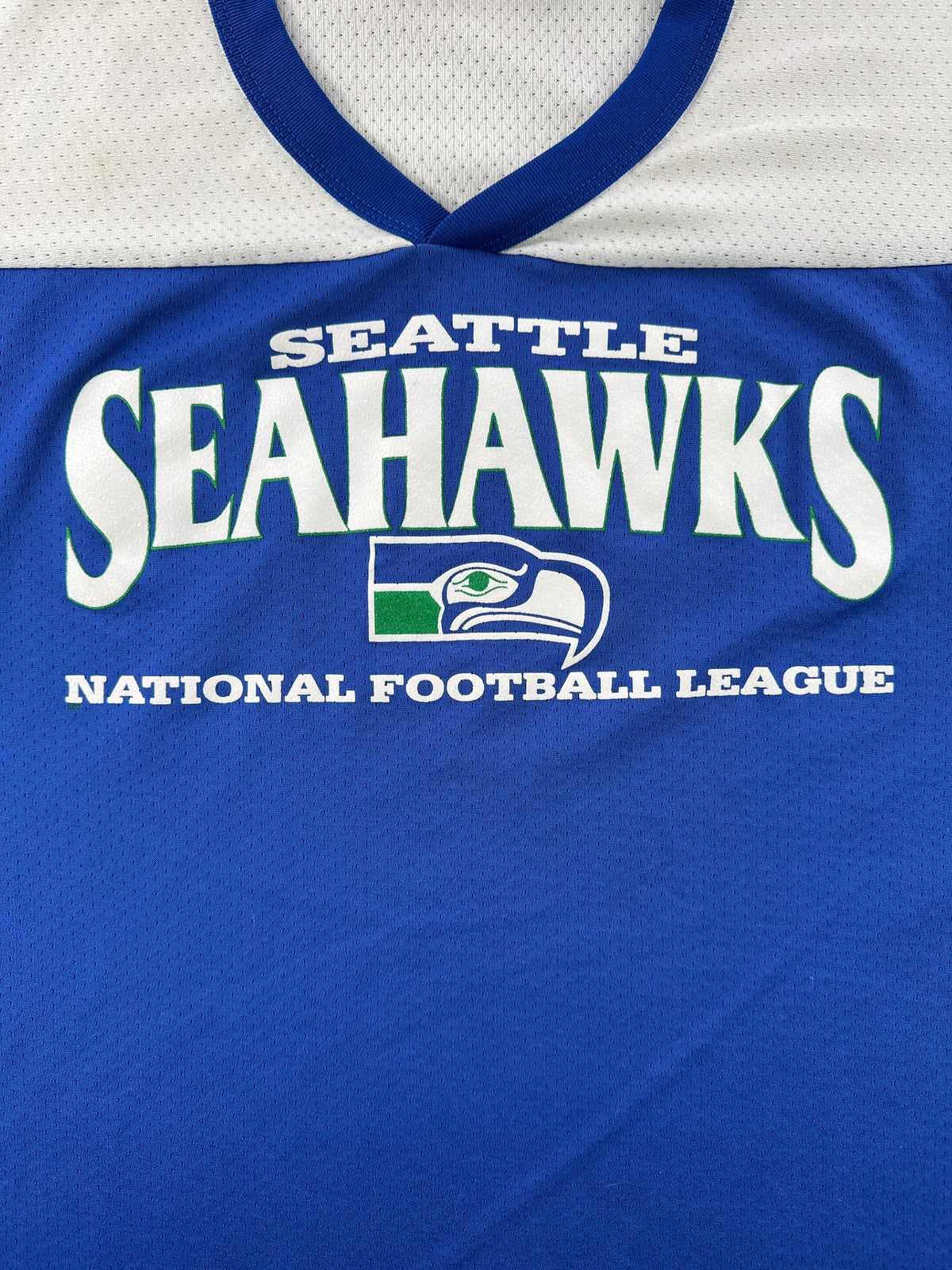 Front graphic on Vintage Seahawks Polyester Jersey SZ XL