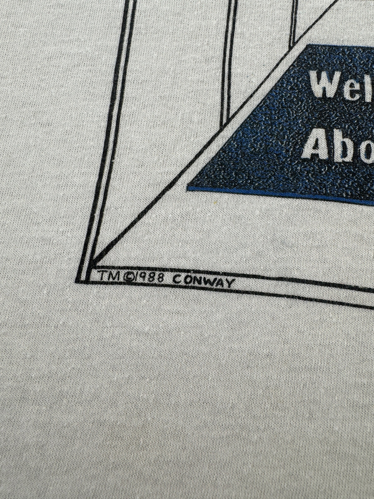 1988 copyright on Vintage Conway and Loretta Tee SZ M