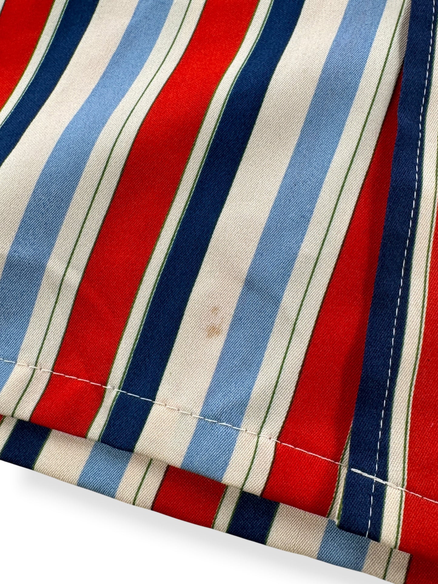 Small stain on Vintage 70s Polyester Striped Shirt SZ M