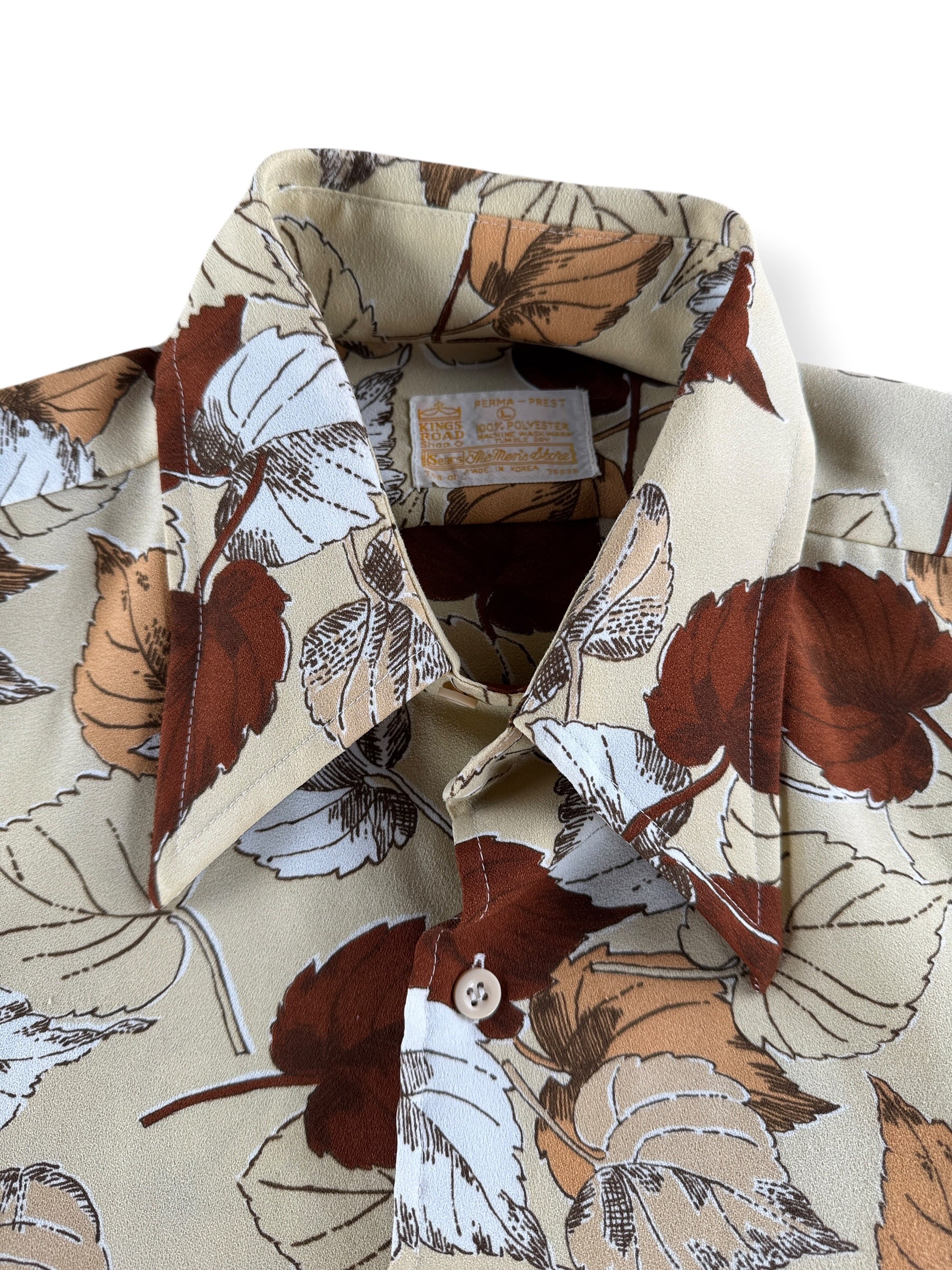 Collar on Vintage Kings Road Polyester Leaf Pattern Shirt SZ L
