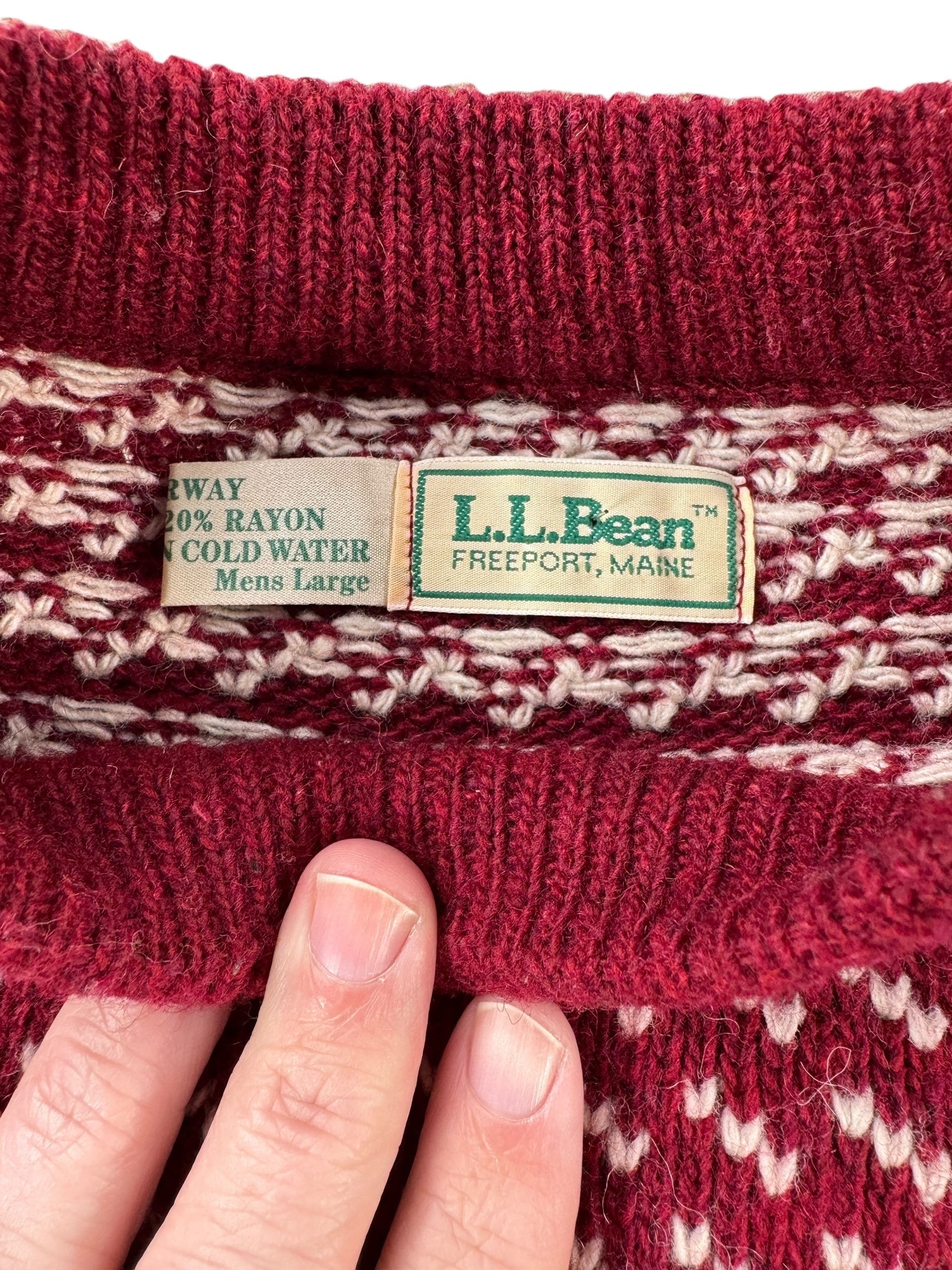 Tag View of Vintage Men's L.L. Bean Burgundy Birdseye Sweater SZ L