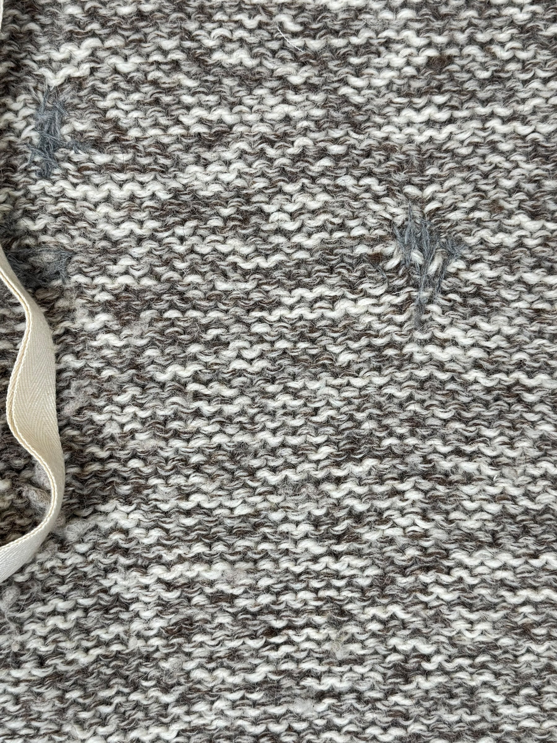 Repair view inside of 1970s Jr Gallery Wool Long Cardigan M