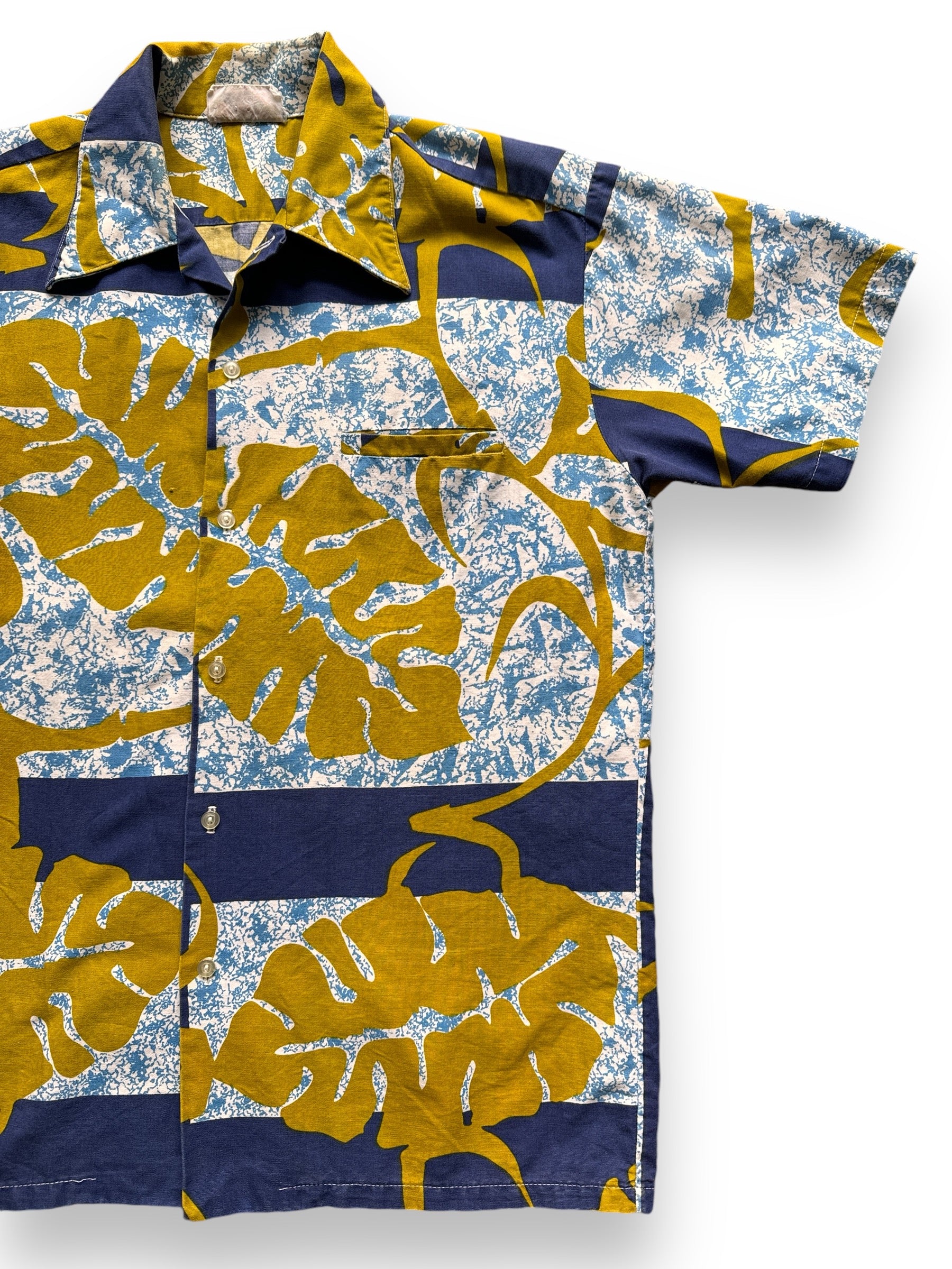 front left of Vintage Barefoot Paradise Aloha Shirt SZ M