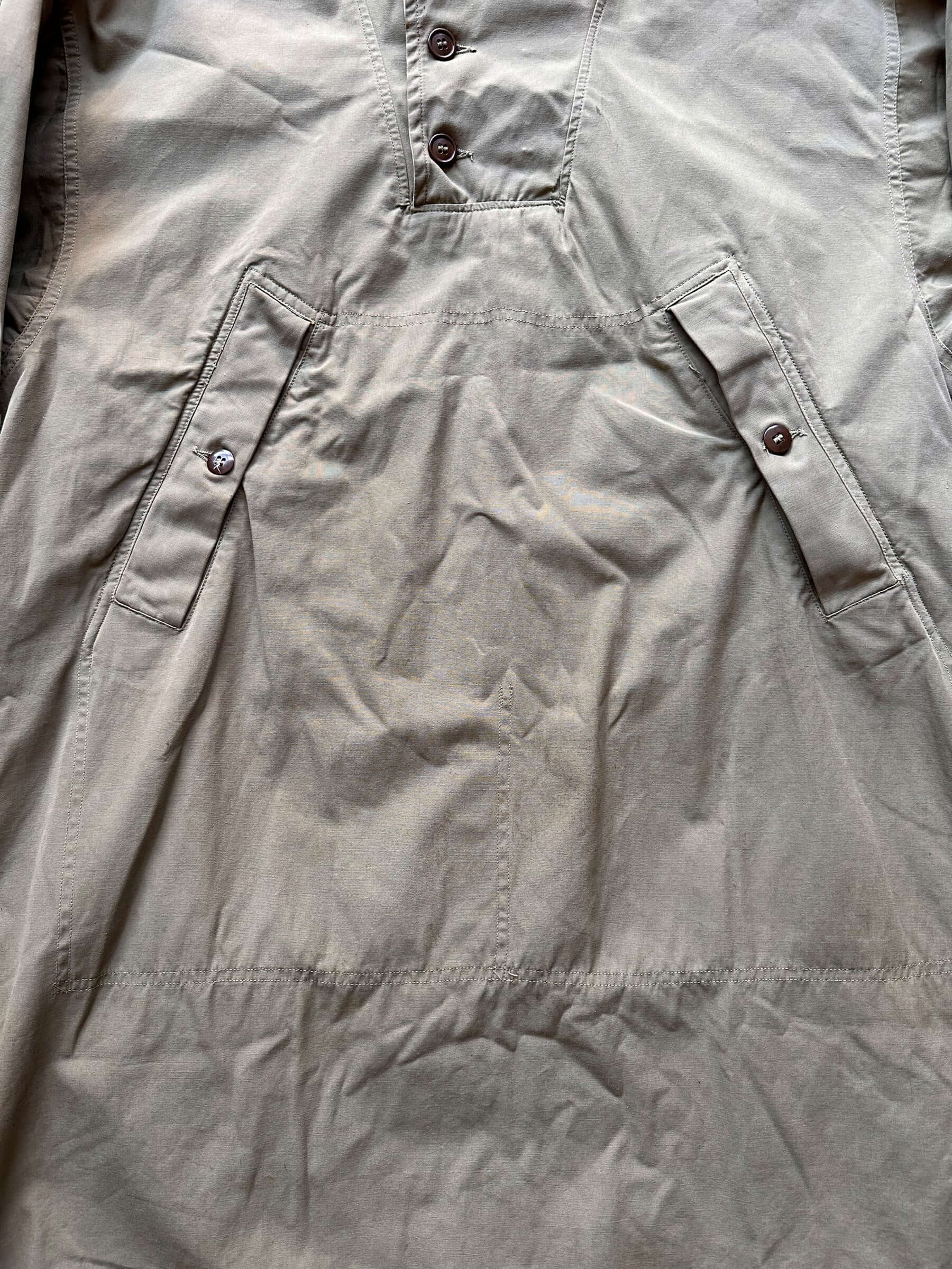 front pockets on Vintage WWII Era Reversible Smock SZ L-XL