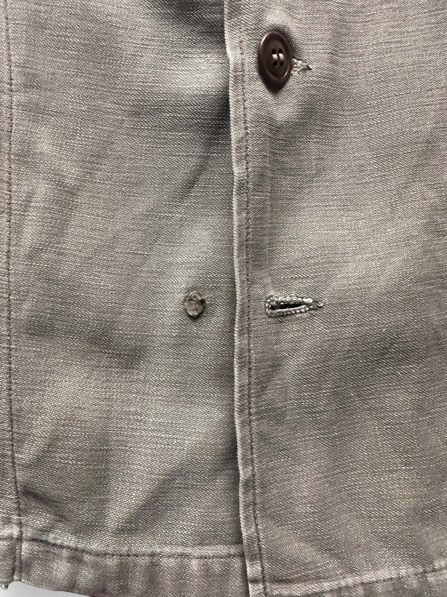 missing button on Vintage Korean War Era Airborne OG-107 Top SZ S