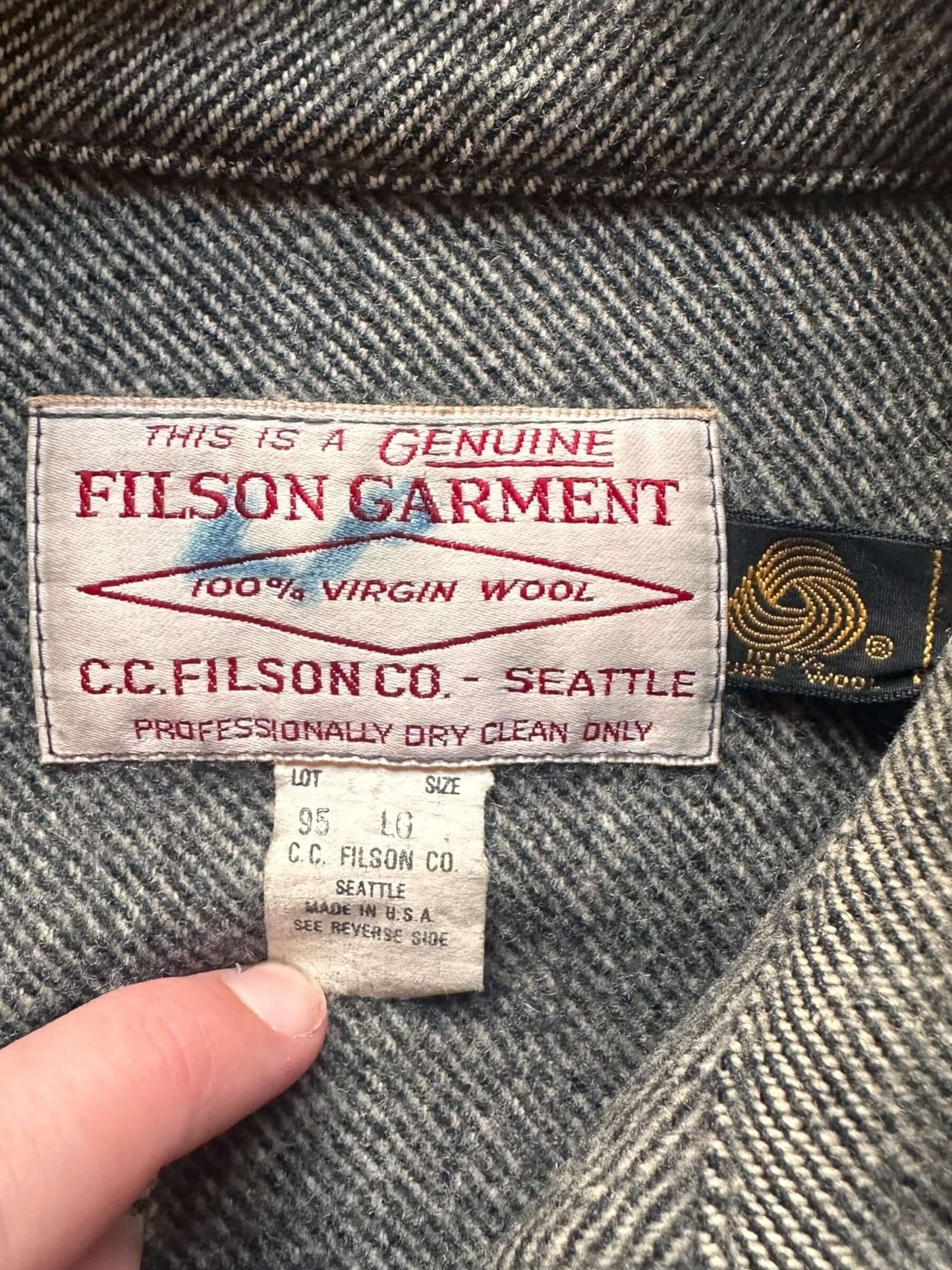 tag on Vintage 70s Grey Filson Cape Coat SZ L