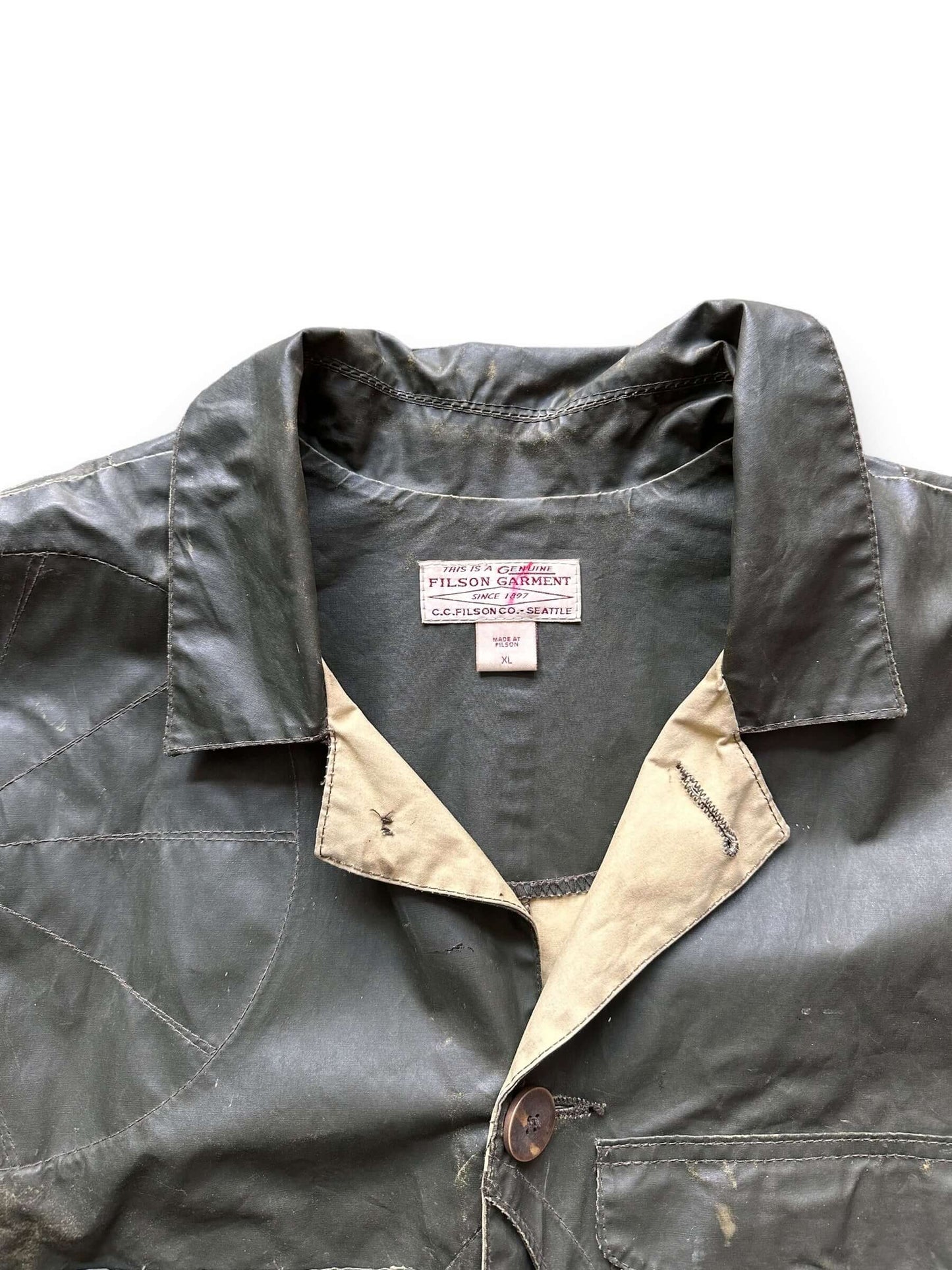 Vintage Thrashed Filson Rain Shell SZ XL