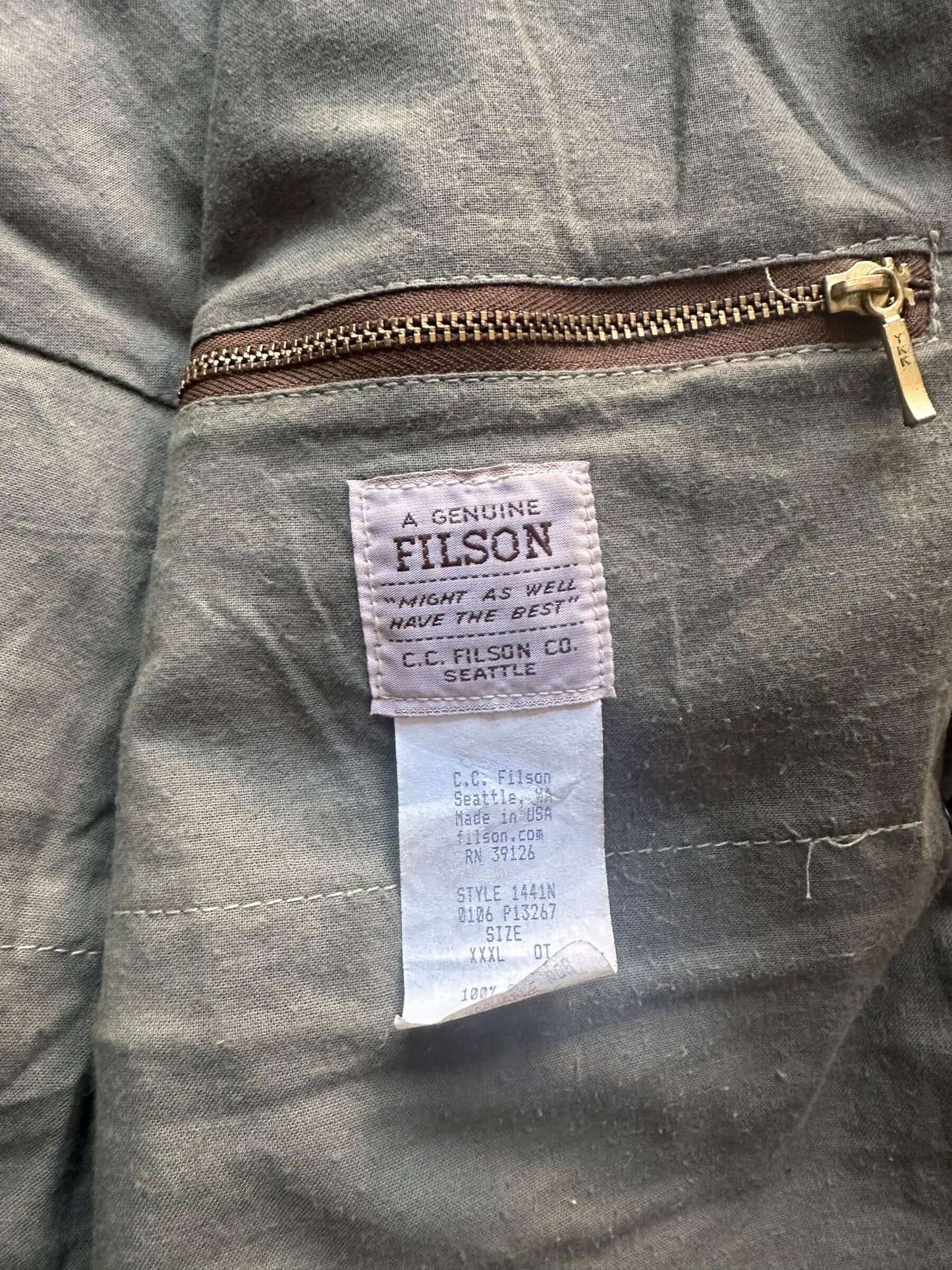 inside tag of Vintage Filson Tin Cloth Field Jacket SZ XXXL