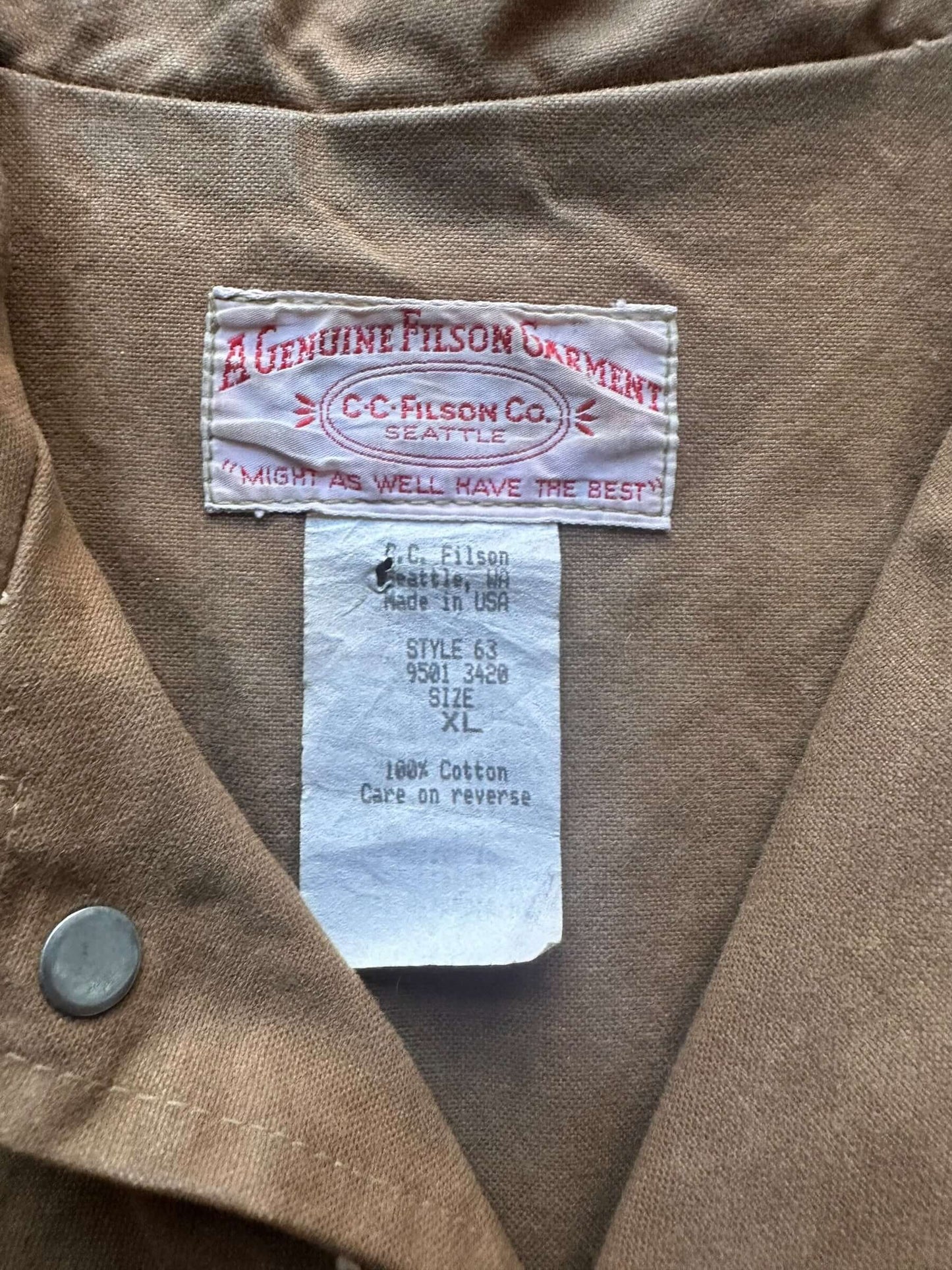 Tag View of Vintage Filson Double Logger Tin Cloth Jacket SZ XL