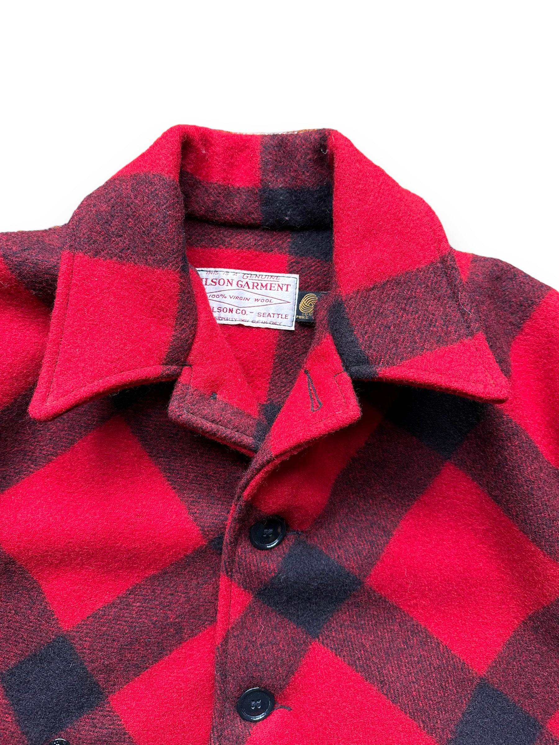 collar of Vintage 80s Filson Double Mackinaw Jacket |  Barn Owl Vintage Goods | Vintage Filson Workwear Seattle