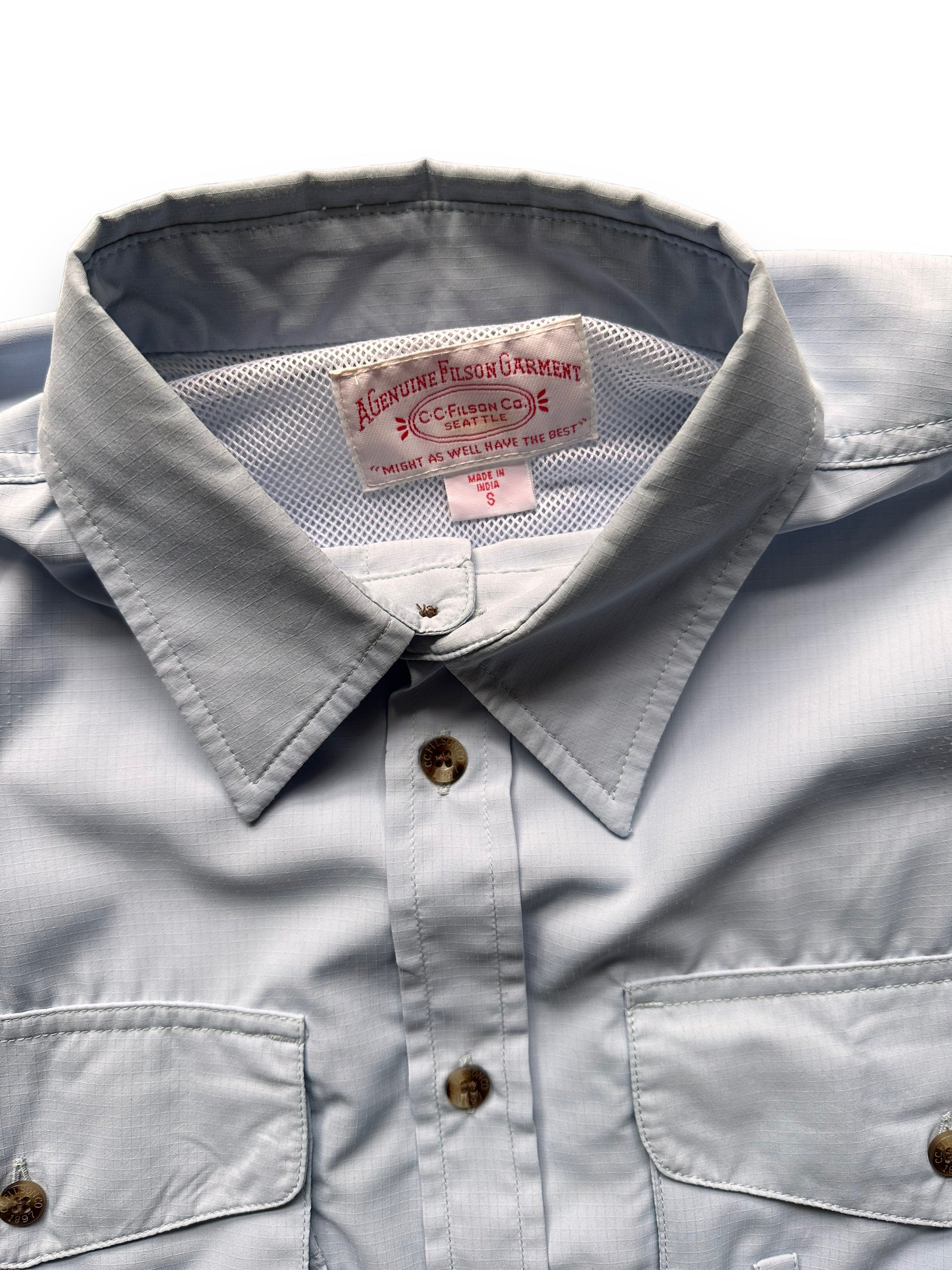 collar of Filson Ultralight Button Up Shirt |  Barn Owl Vintage Goods | Vintage Filson Workwear Seattle