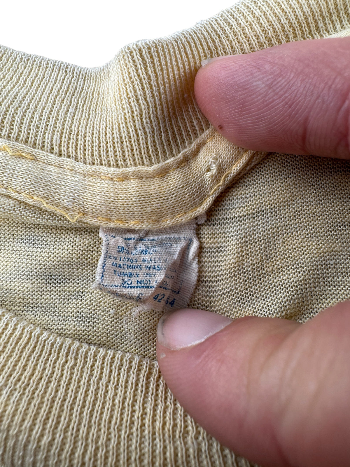 Tag on Vintage 70s Era Carver Challengers Tee SZ L (Fits M)