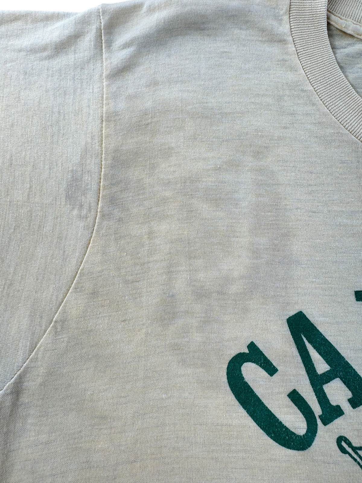 Discoloration on Vintage 70s Era Carver Challengers Tee SZ L (Fits M)