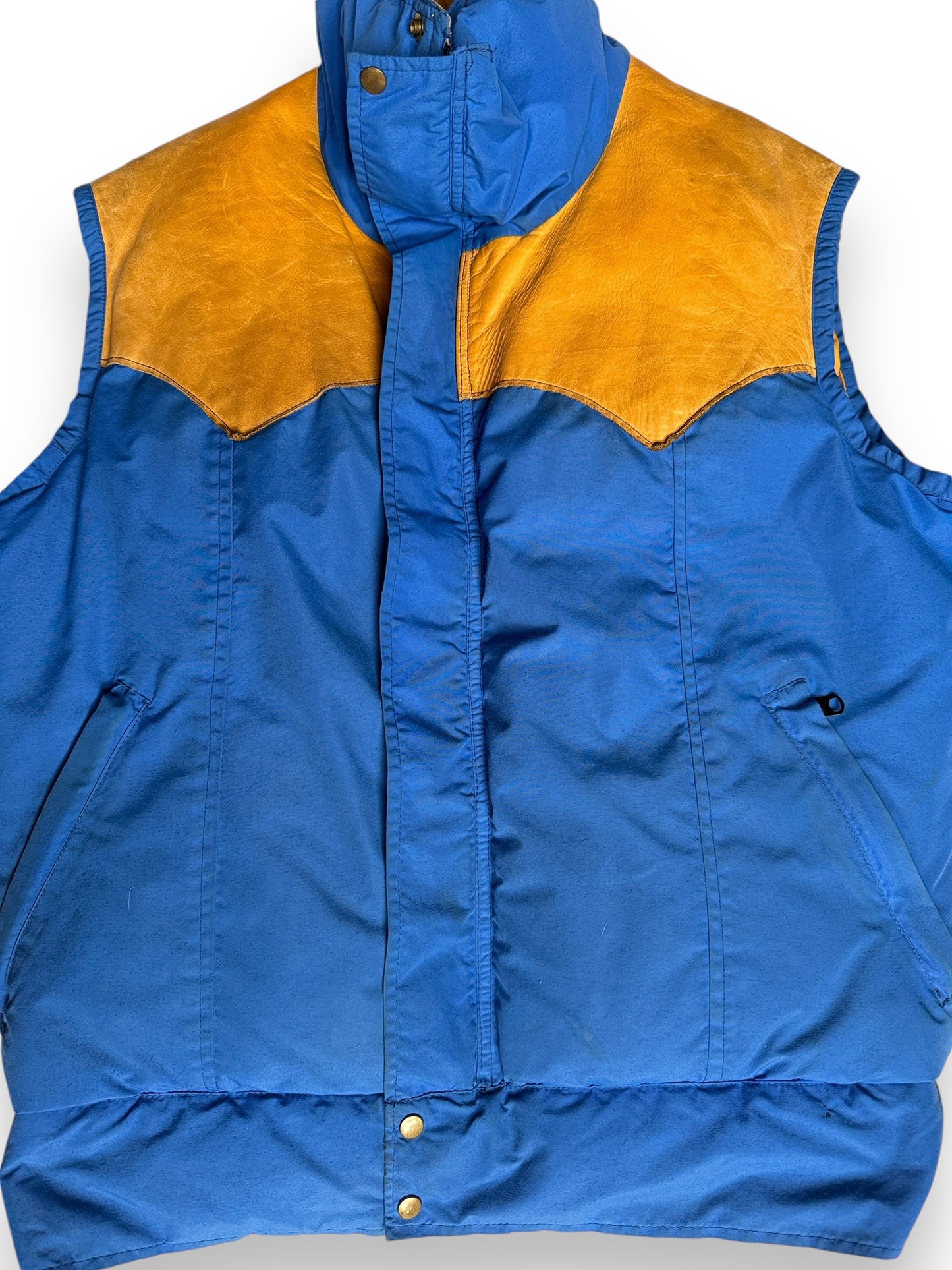 Front Detail on Vintage Blue & Yellow Rocky Mountain Featherbed Down Vest SZ SZ L