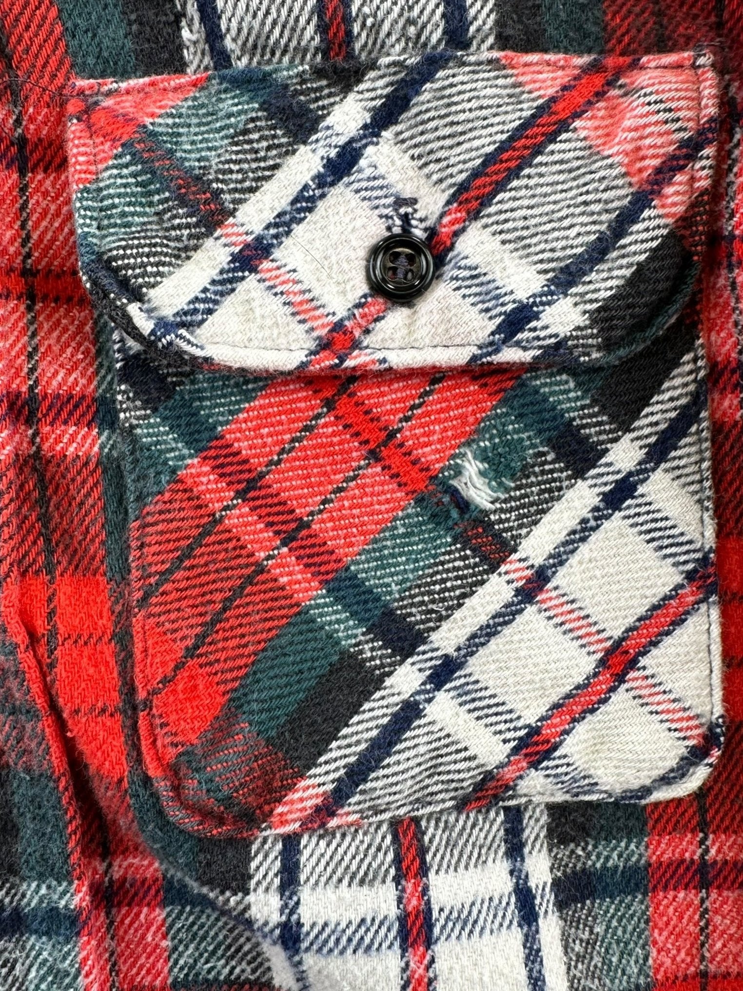 Small Hole in Top Left Pocket of Vintage Five Brothers Cotton Flannel SZ M