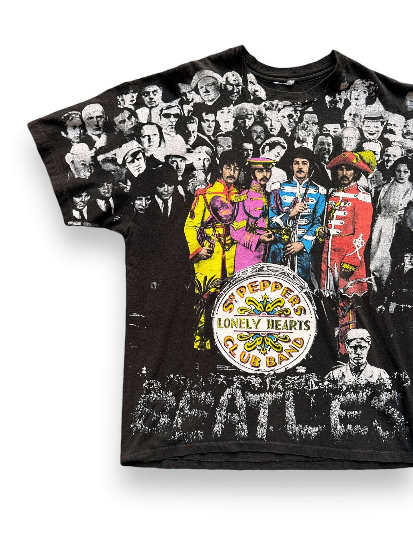 Front Right View of Vintage Beatles Sgt Peppers Single Stitch All Over Print Tee SZ XL