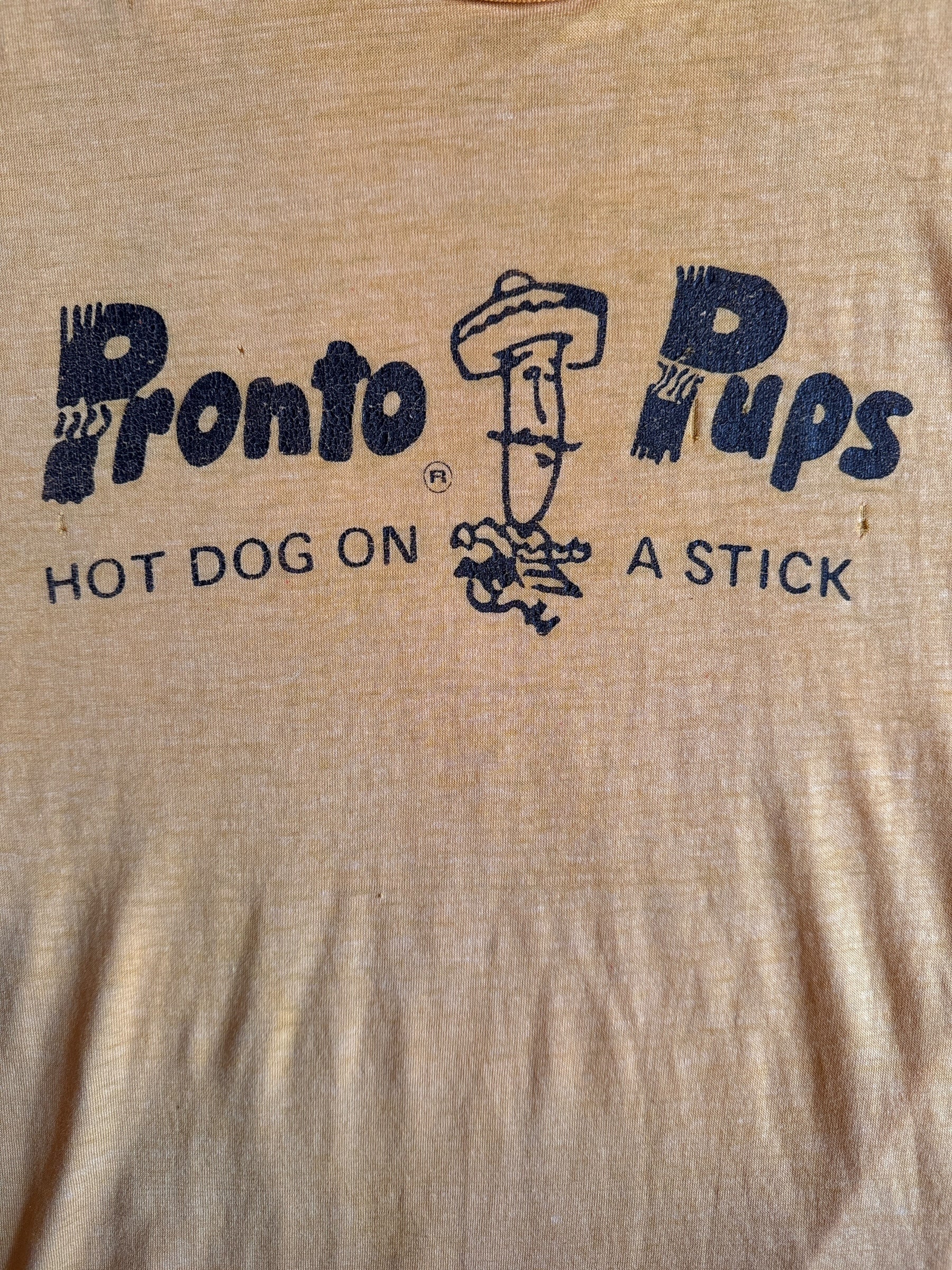 Graphic Detail on front of Vintage Pronto Pups Oregon Hot Dog Tee SZ L