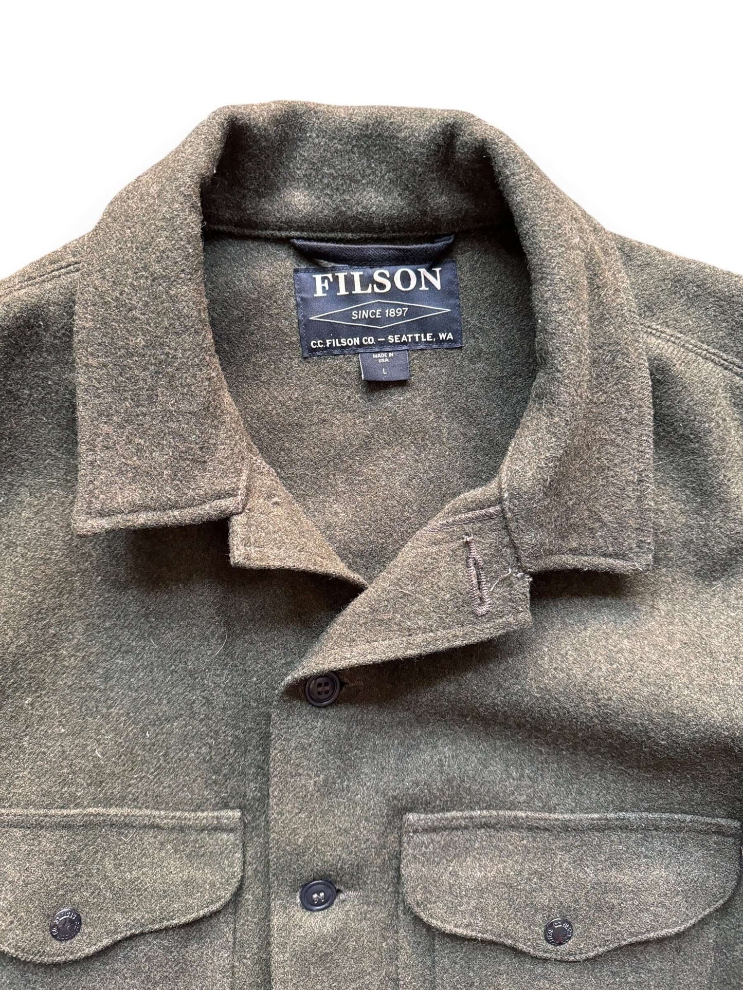 Collar View of Filson Forest Green Mackinaw Cruiser SZ L