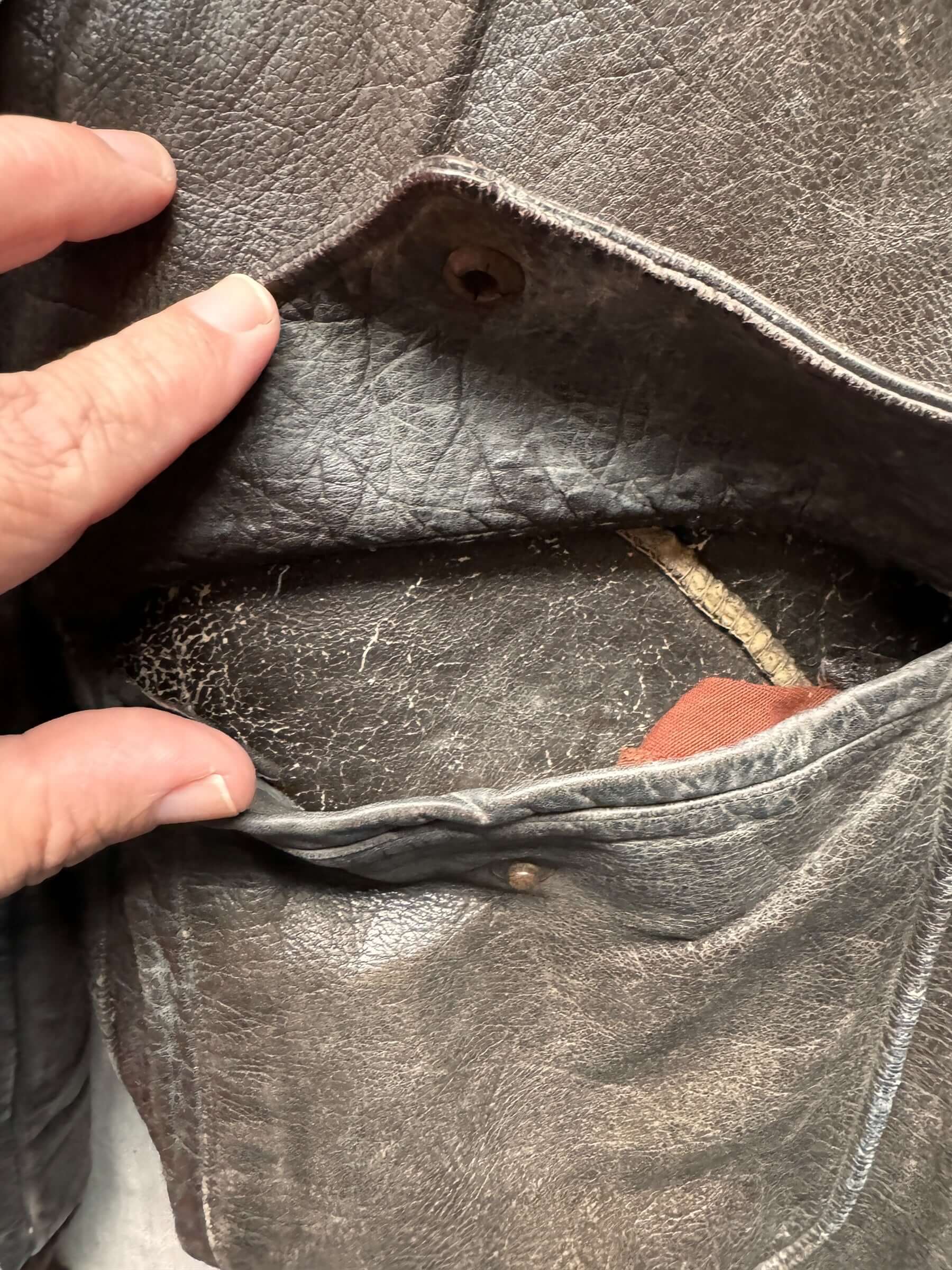 Pocket Bag Disconnected on Right Pocket View on Vintage Horsehide Jacket SZ L