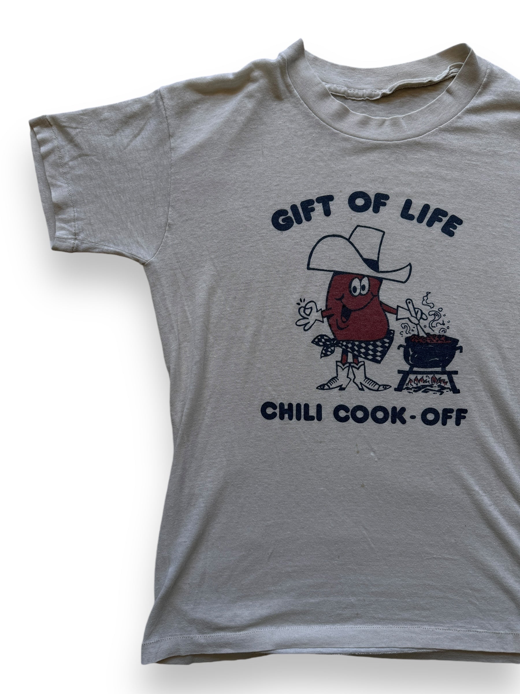 Front Right View of Vintage Gift of Life Chili Cook Off Tee SZ M