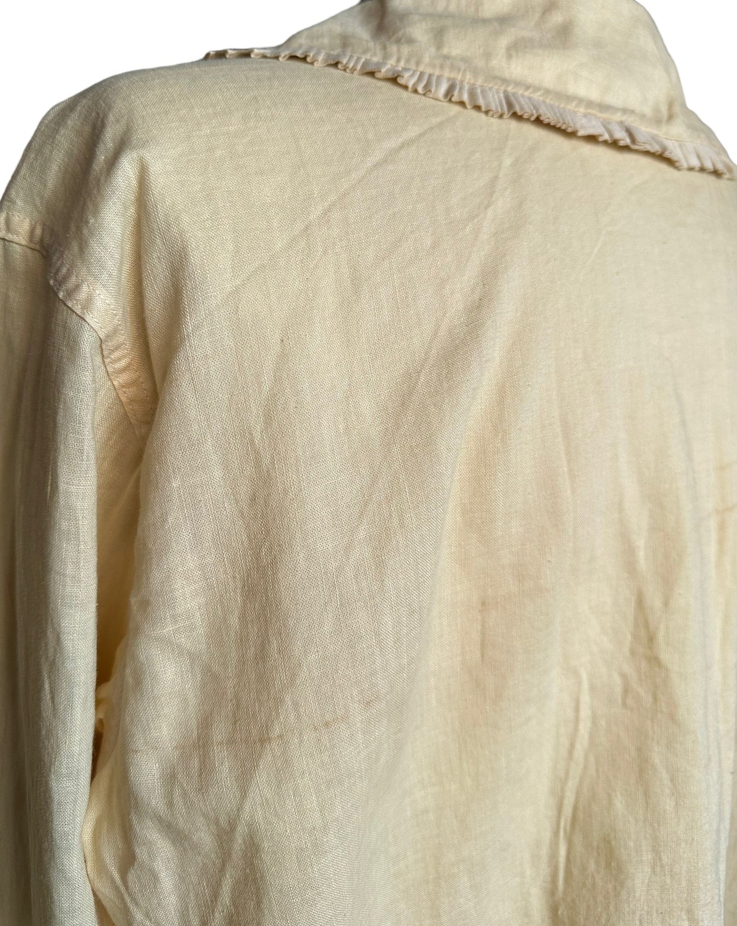 Back left shoulder Early 1900s Antique Linen Blouse | Seattle Antique Clothing | Barn Owl True Vintage