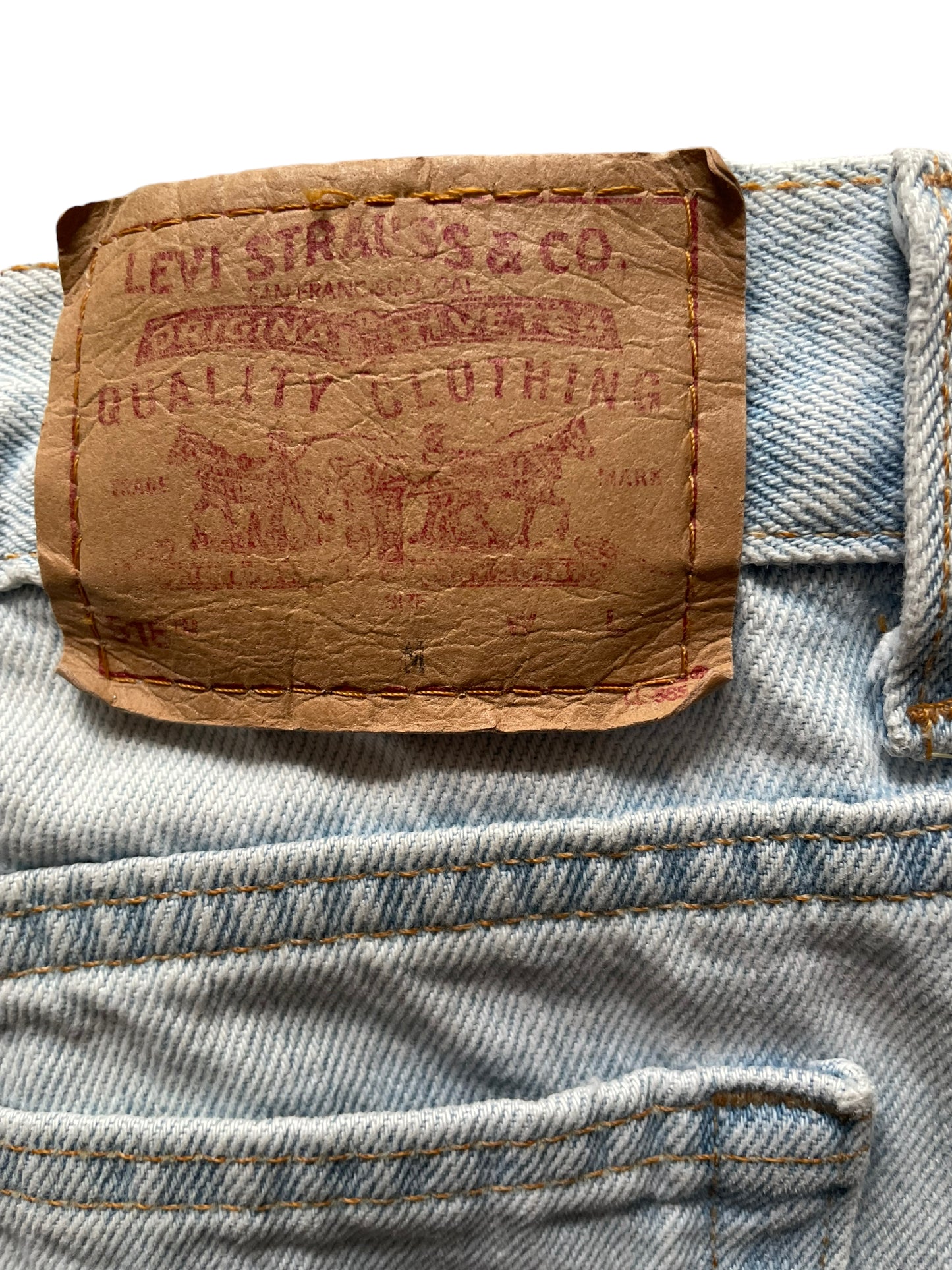 Back tag view of Vintage USA Levi's 518 34x32