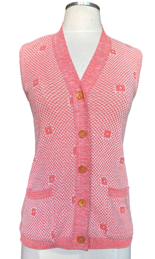 Front view Vintage 1960s Paris Star Knit Vest | Ladies Vintage Seattle | Barn Owl True Vintage