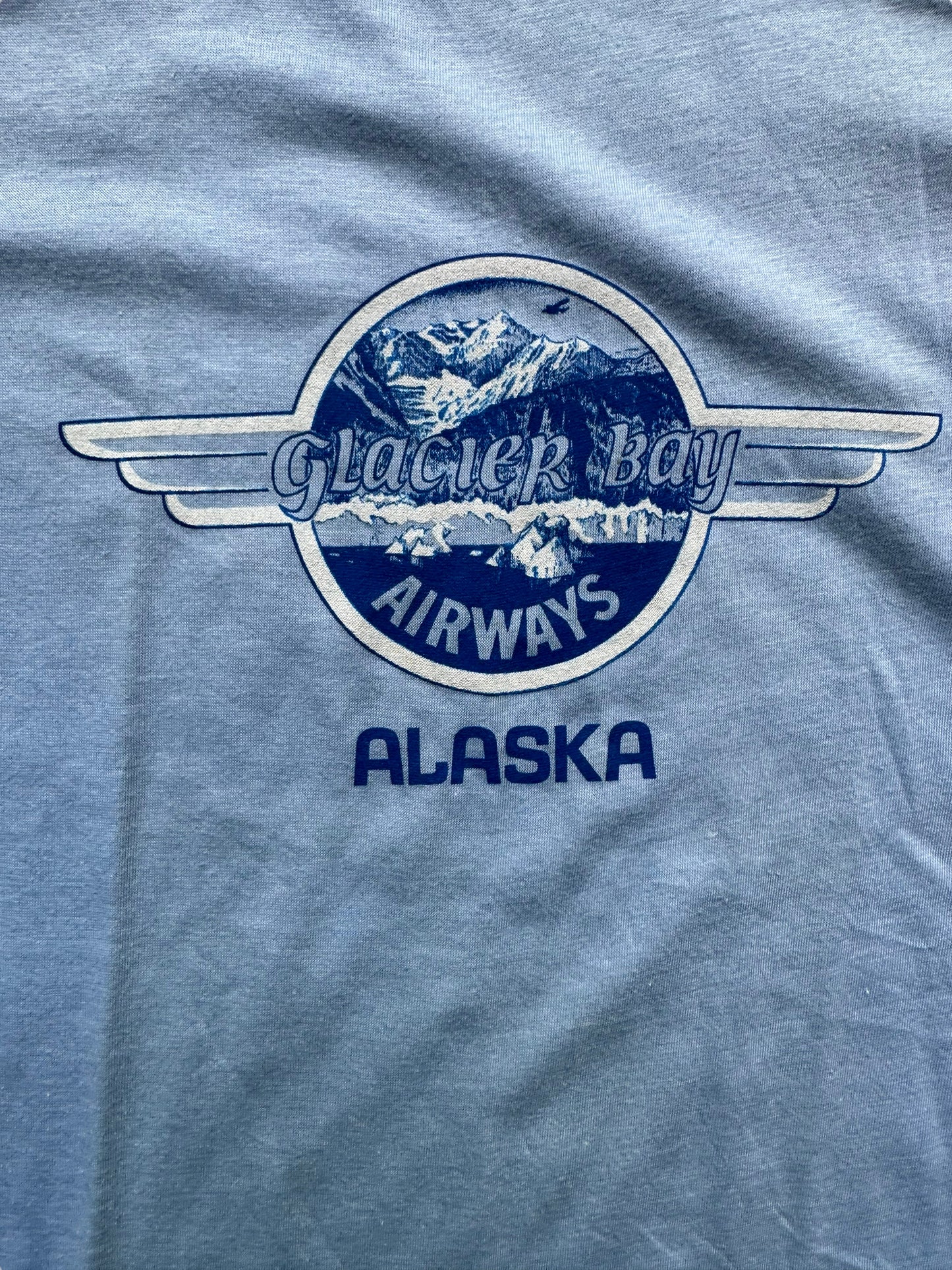 Graphic closeup of Vintage Glacier Bay Airways Alaska Tee SZ L | Vintage T-Shirts Seattle | Barn Owl Vintage Tees Seattle