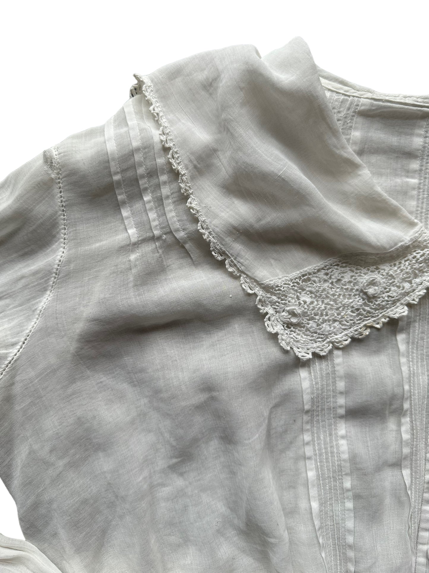 Front right collar Early 1900's Edwardian Blouse | Seattle True Vintage | Barn Owl Ladies Clothing