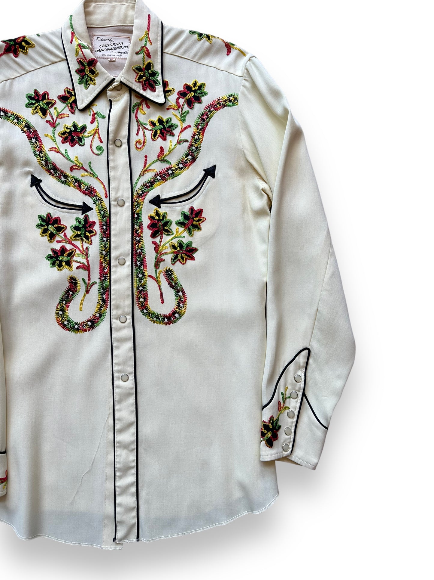 Front left shot of Vintage California Ranchwear Chainstitched Pearlsnap Western Shirt SZ M | Vintage Chainstitch Gabardine Seattle | Barn Owl Vintage Seattle