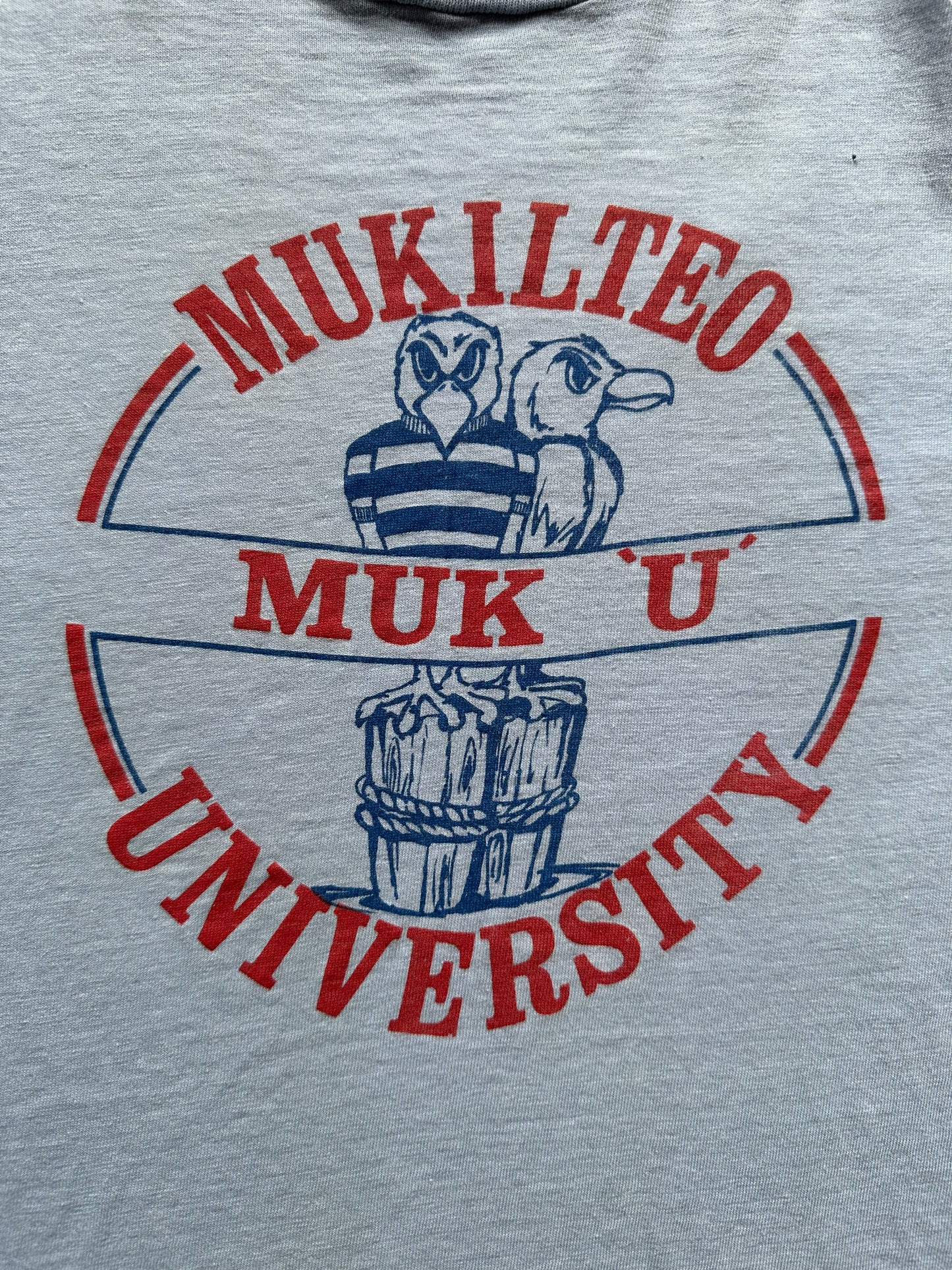 Front graphic of Vintage University of Mukilteo "Muk U" Tee SZ L | Vintage Graphic Tee Seattle | Barn Owl Vintage