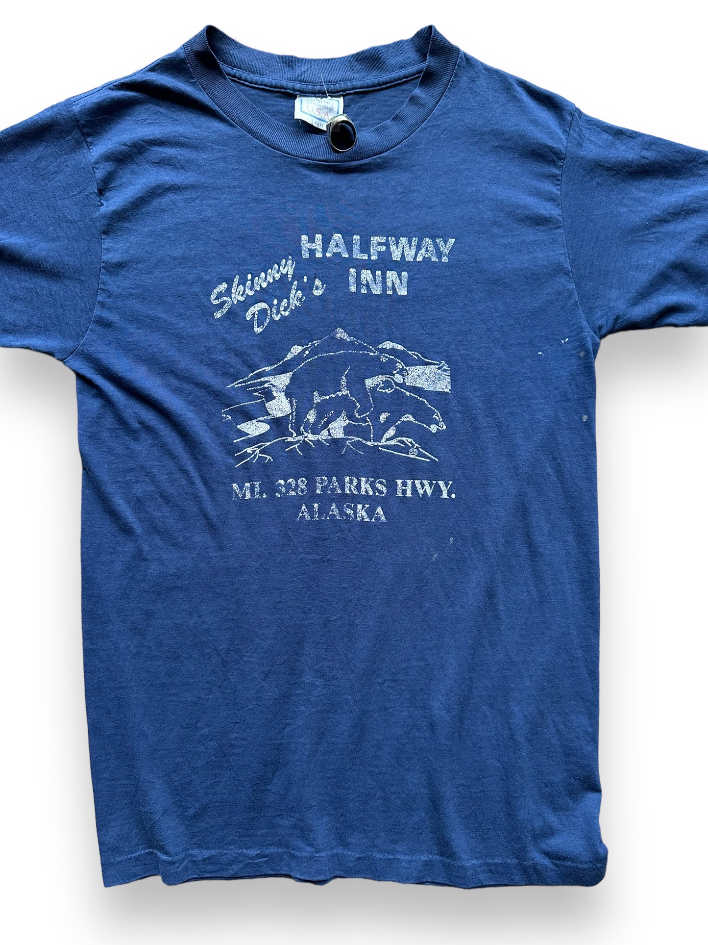 Front close up of Vintage Skinny Dicks Halfway Inn Alaska Tee SZ L | Vintage Alaska T-Shirts Seattle | Barn Owl Vintage Tees Seattle