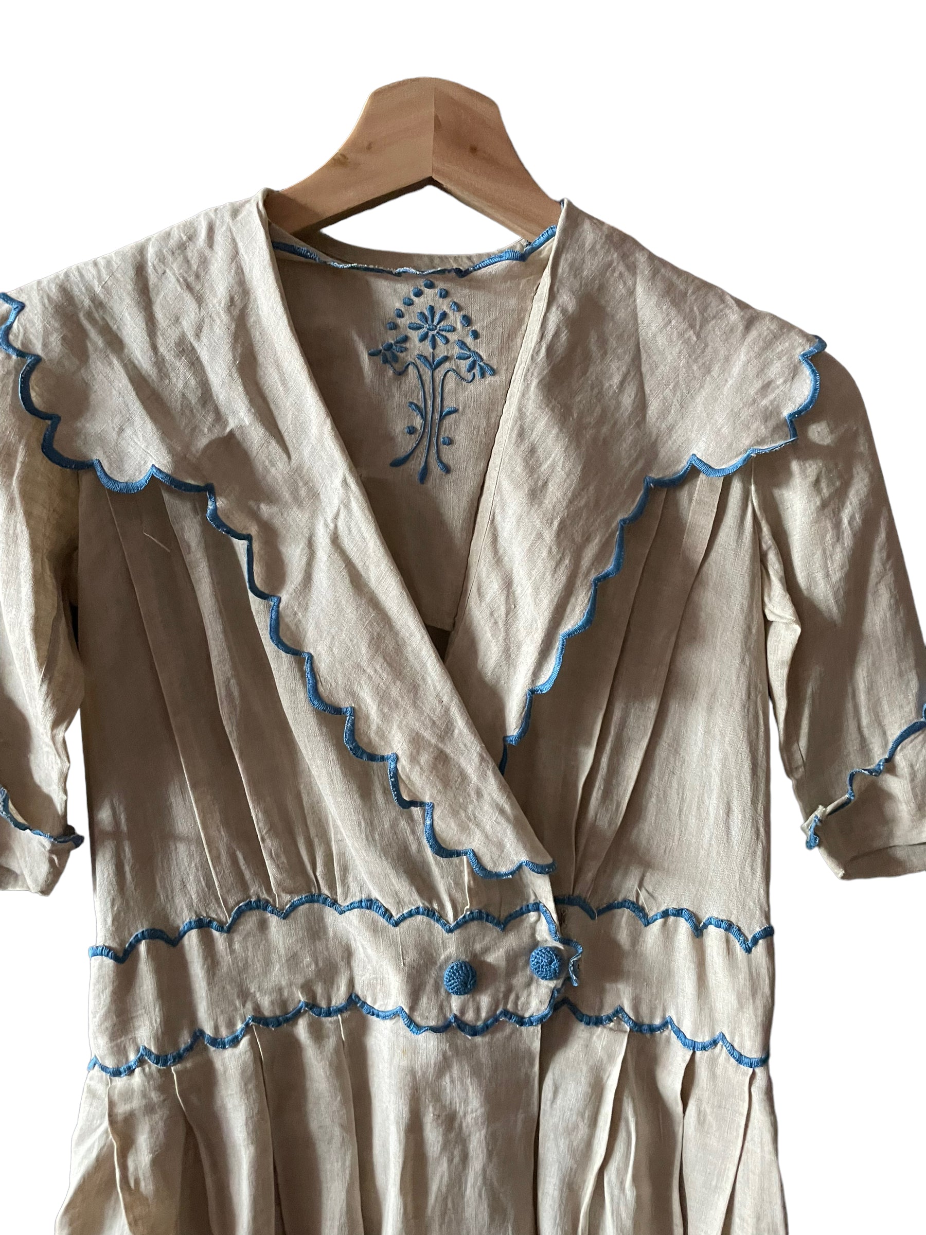Front top view of Antique Early 1900s Linen Dress SZ XS