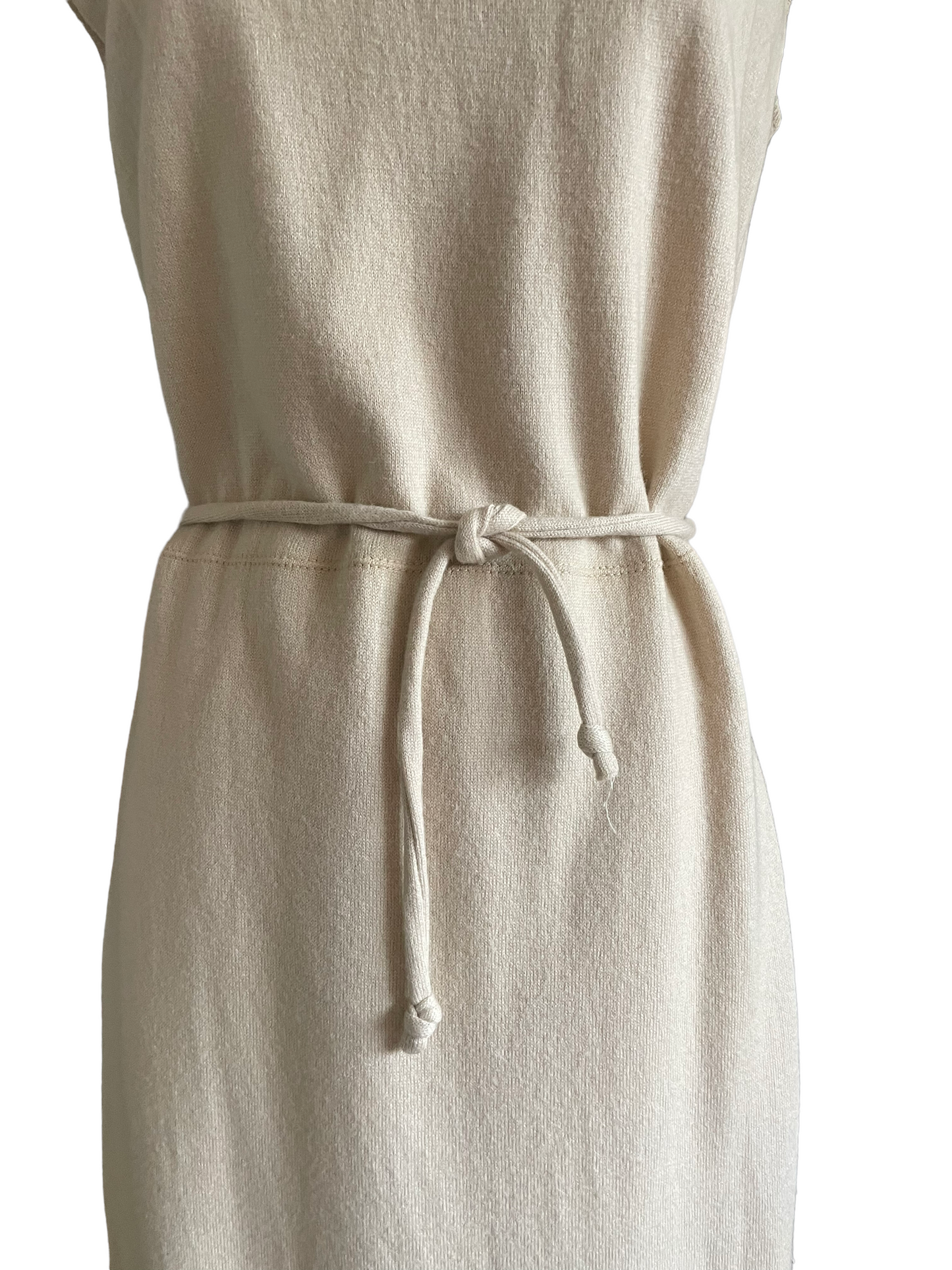 Vintage 1960s Jantzen Cream Wool Dress SZ Med |  Barn Owl Vintage | Seattle Vintage Dresses Mid view of waist and belt.
