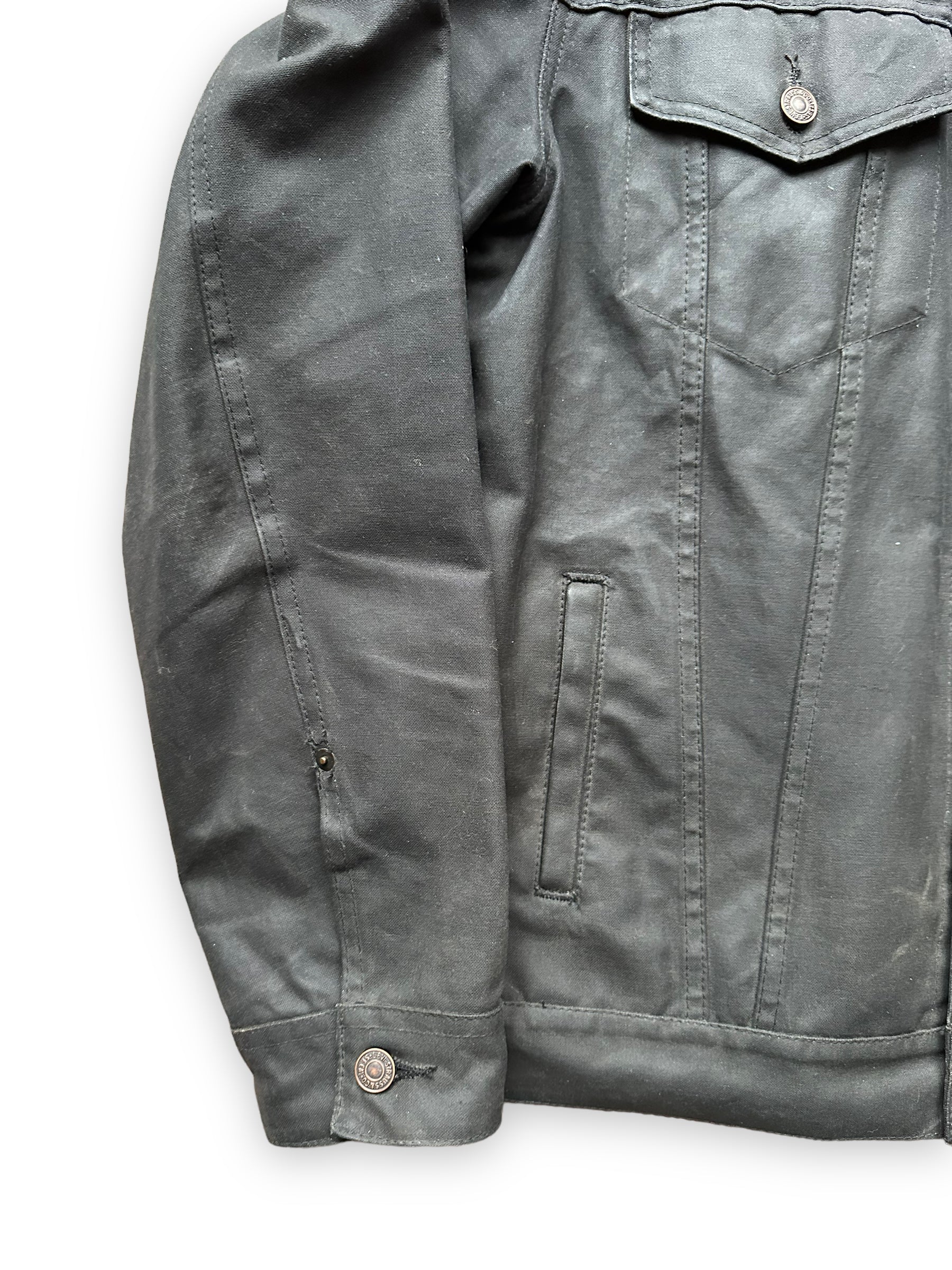 Right Sleeve Detail on Black Levis X Filson Type III Trucker Jacket SZ XL |  Filson Levis Trucker Jacket | Vintage Workwear Seattle