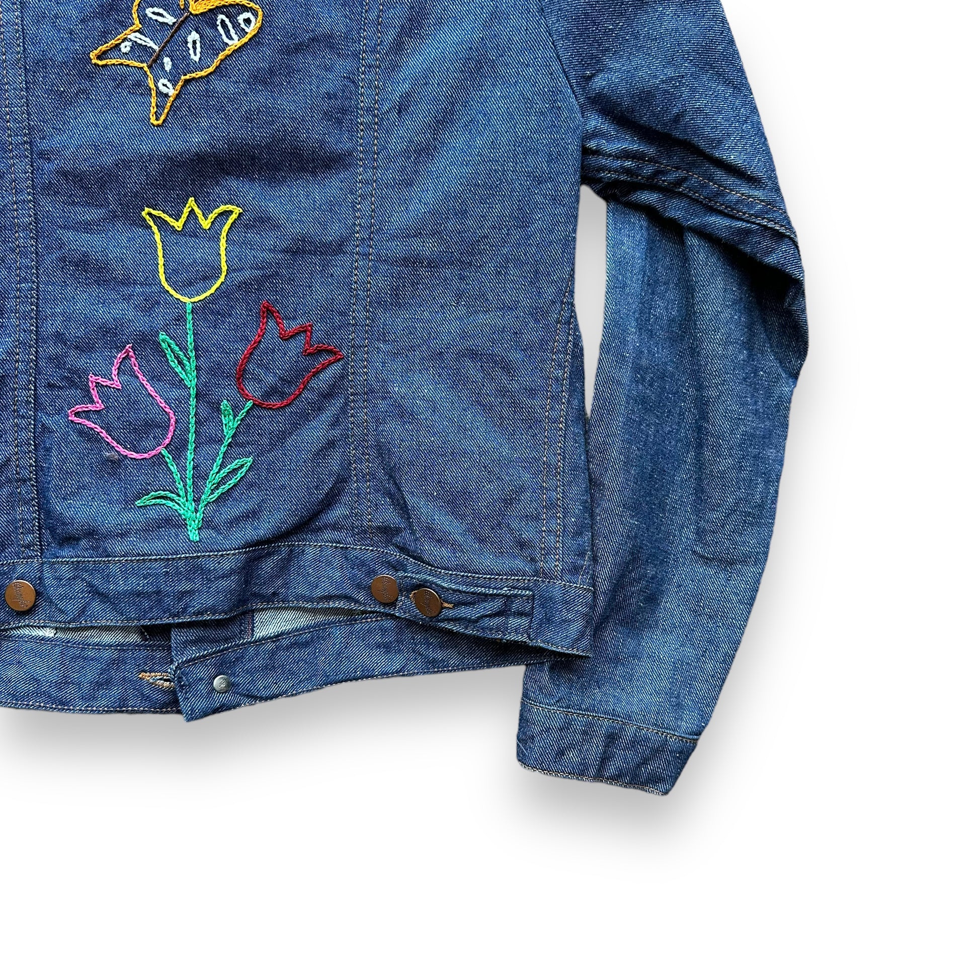 Lower Right View of Vintage Ladies Wrangler Jacket With Custom Embroidery SZ XS | Vintage Denim Workwear Seattle | Seattle Vintage Denim