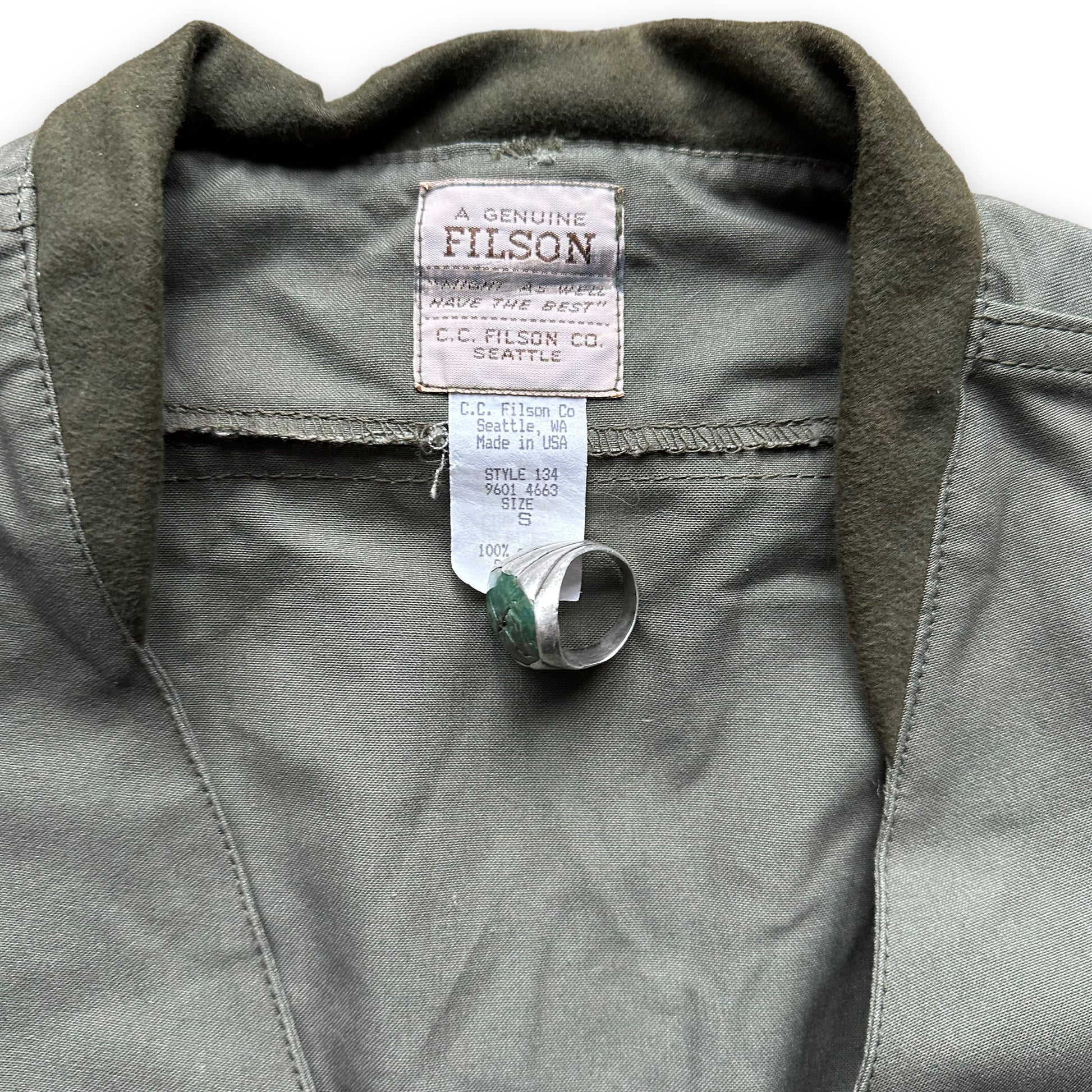C.C Filson Vest Mens Size XL Belted Seattle Fly Fishing A Genuine Garment  10076