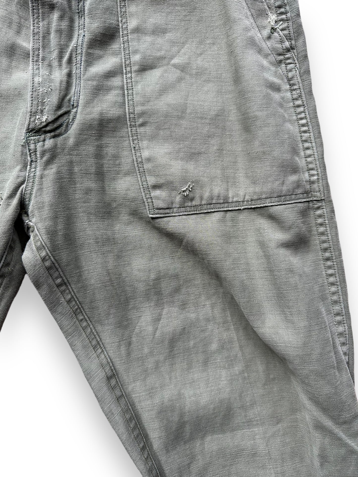 Left Front Pocket View on Vintage Sateen OG-107's W30 L32.5 | Vintage Viet Nam Era Baker Pants Seattle | Barn Owl Vintage Workwear