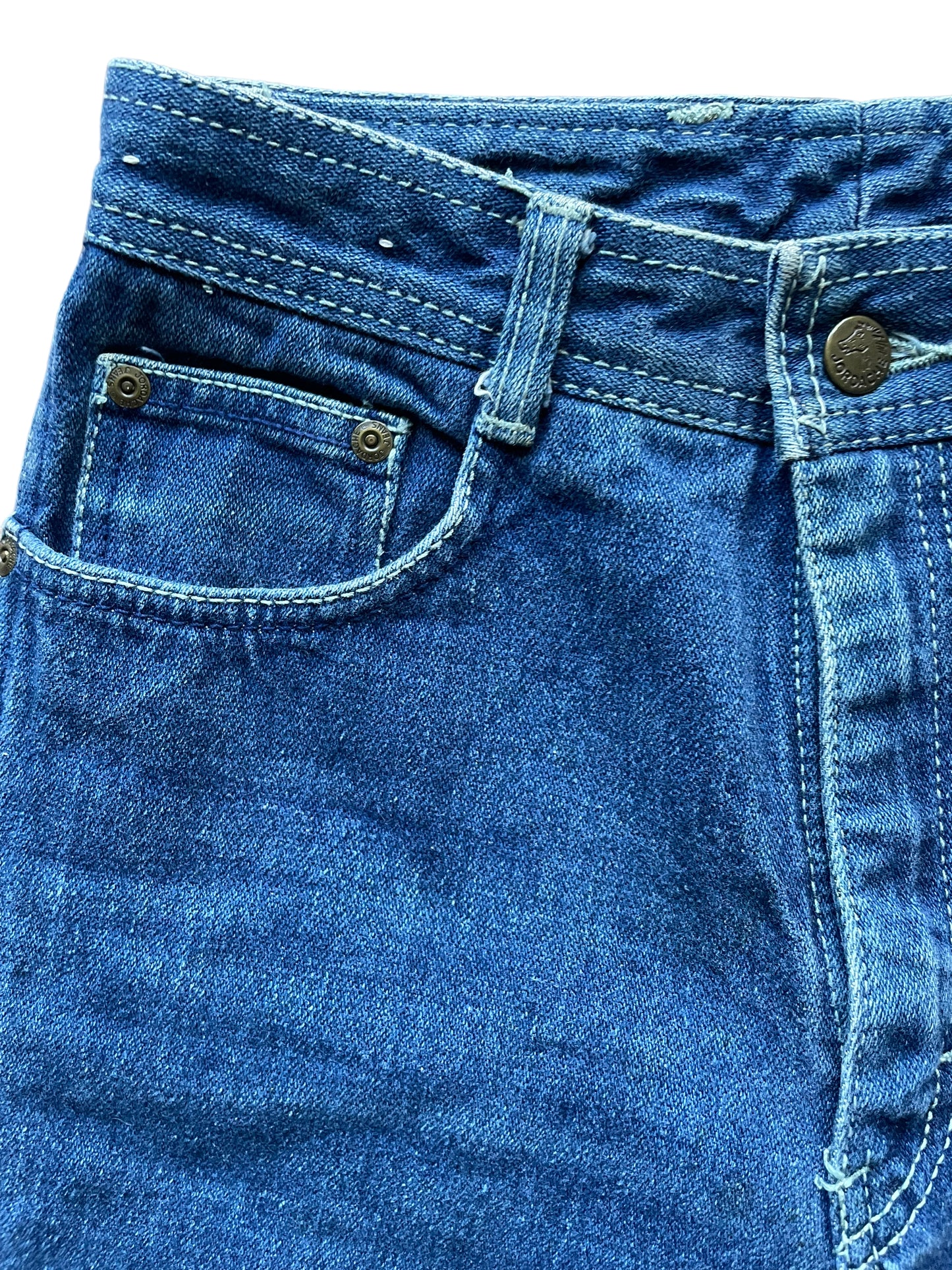 Front right side view of waist of Vintage 1980s Jordache Jeans Sz SM 