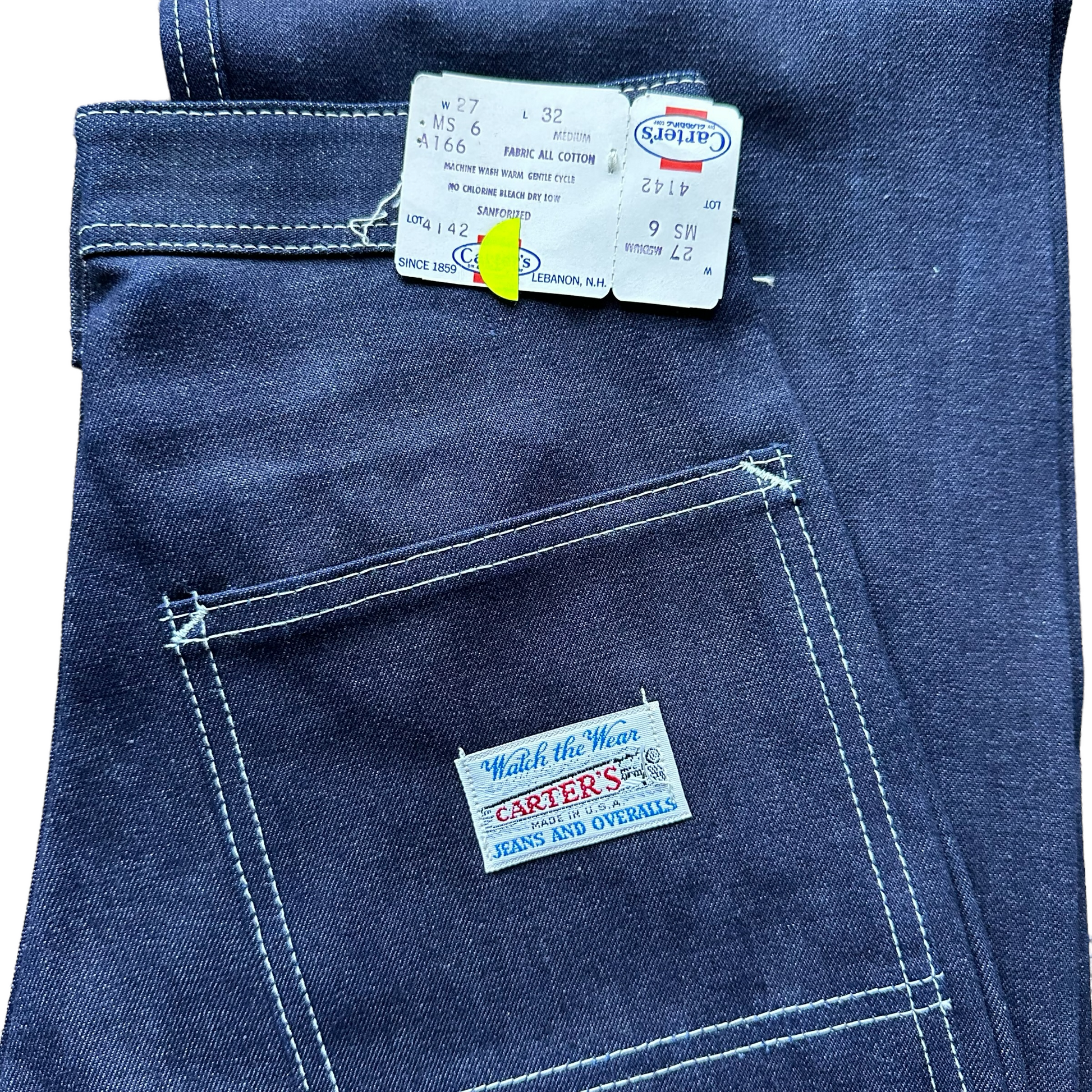 Rear Tag and Pocket View on Deadstock Vintage Carter's Carpenter Jeans W27 L32 | Vintage Denim Workwear Seattle | Barn Owl Vintage Clothing