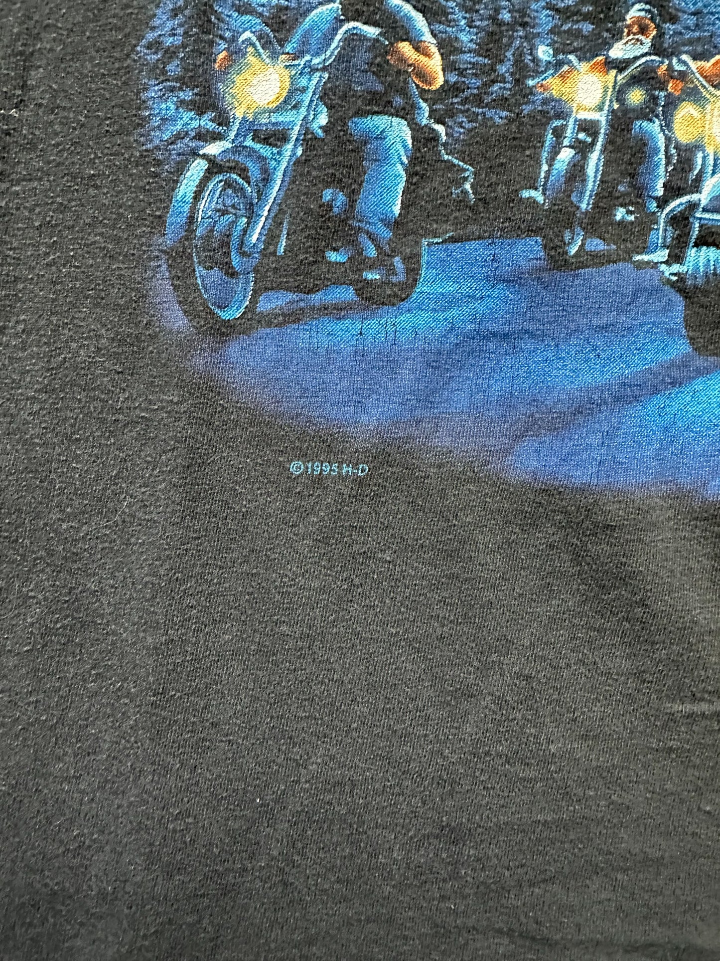 1995 Copyright Date on Vintage Harley Davidson Legends Live Where Legends Roam Tee Shirt SZ L | Vintage Harley Tee | Barn Owl Vintage Seattle