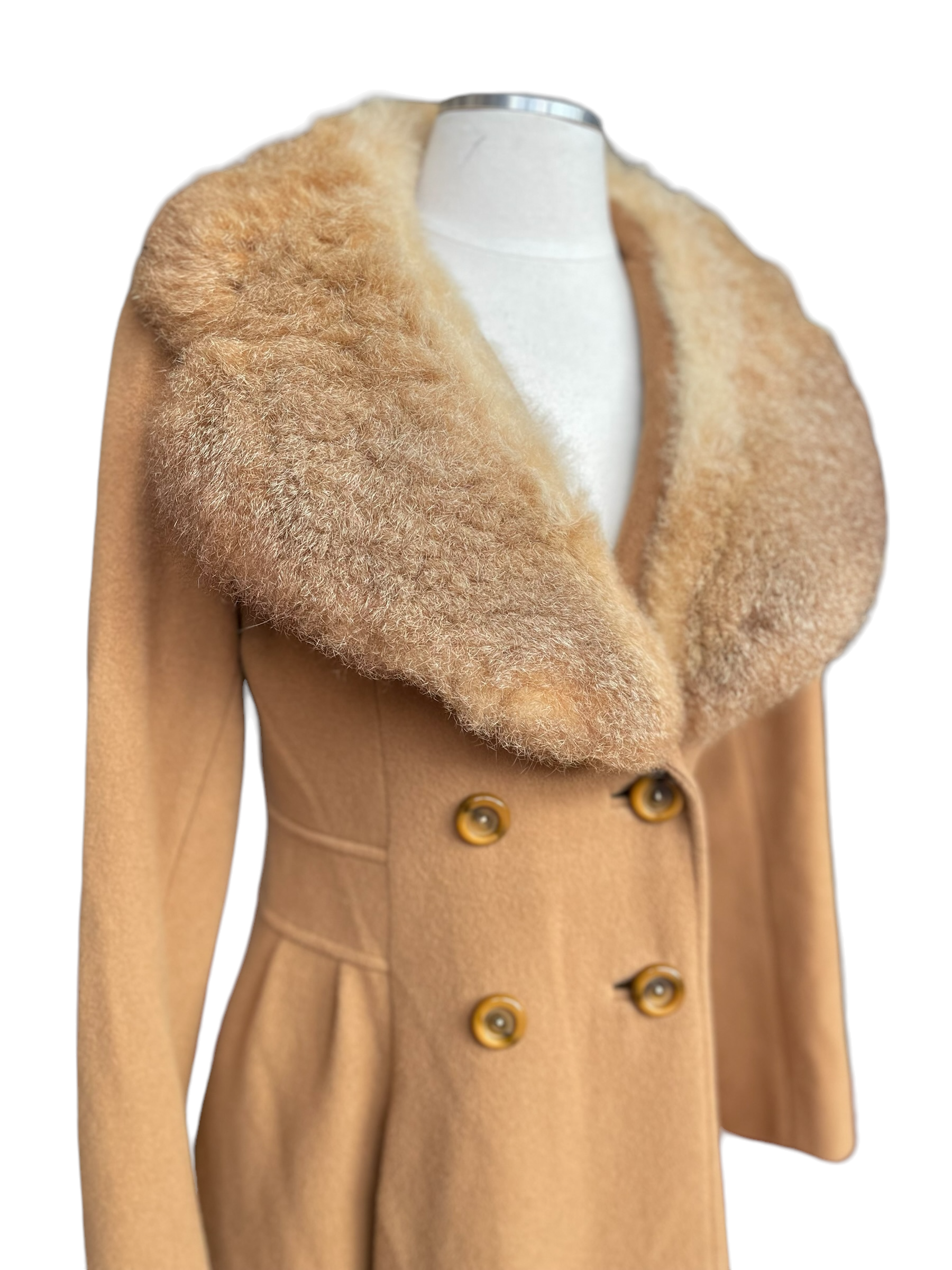 Right shoulder close up view of Vintage 1960s Fashionbilt Wool Coat with Fur Collar | Barn Owl Vintage | Seattle True Vintage