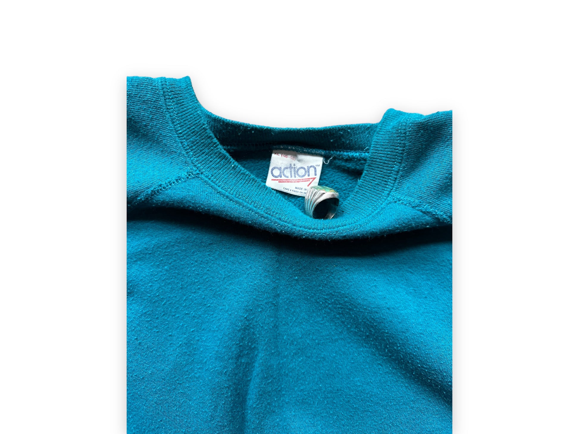 Tag View of Vintage Teal Raglan Blank Crewneck Sweatshirt | Vintage Crewneck Sweatshirt Seattle | Barn Owl Vintage Clothing