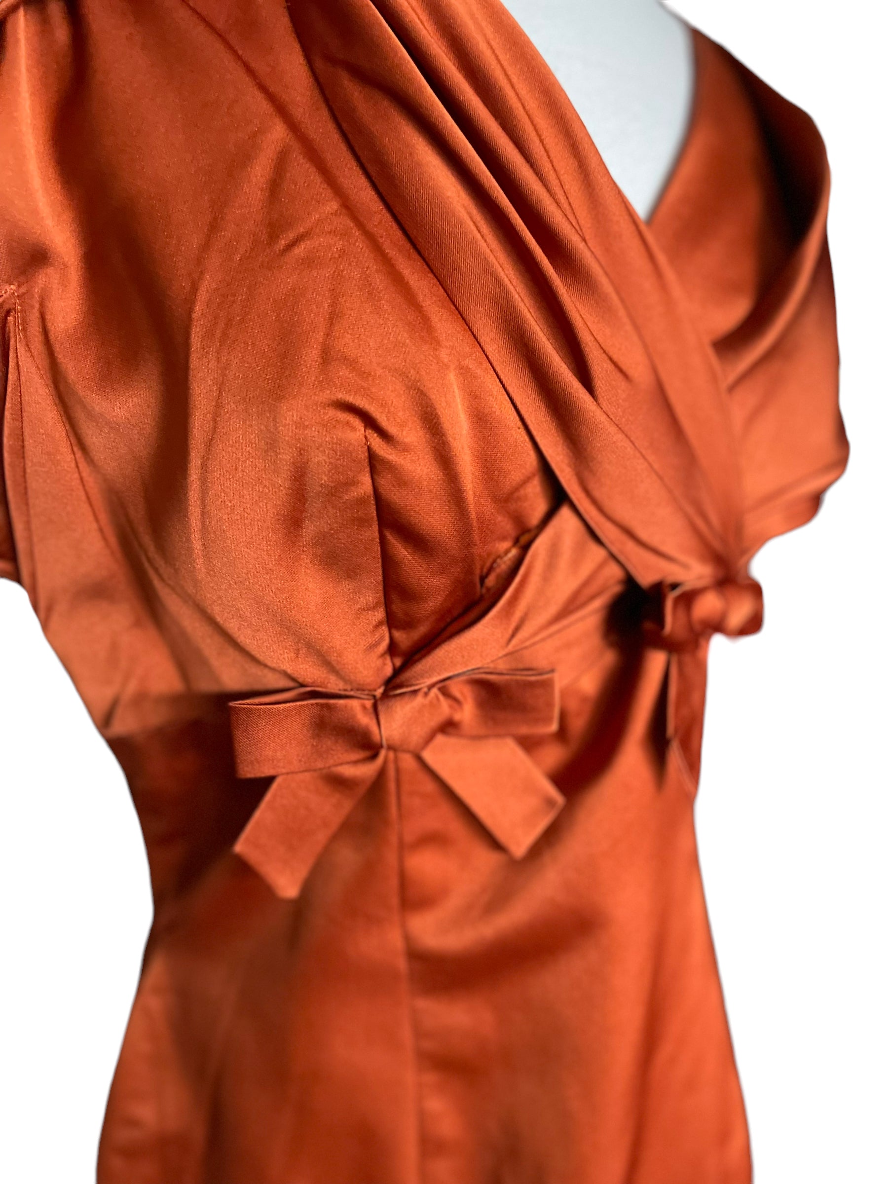 Right side of bodice under the collar of Vintage 1950s Burnt Orange Silk Dress SZ M