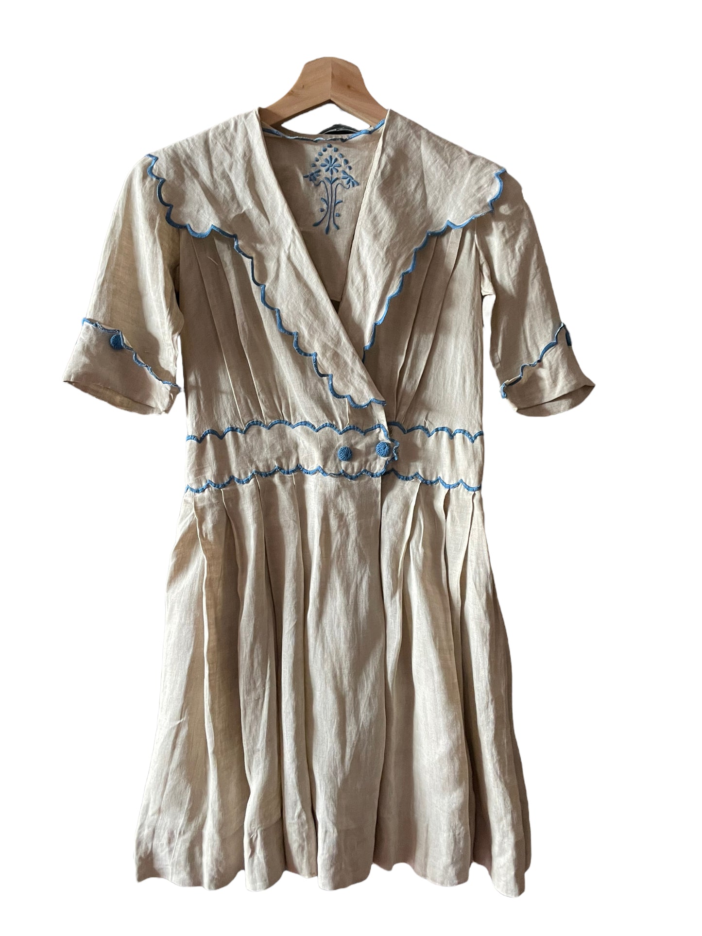 Full front view of Antique Early 1900s Linen Dress SZ XS